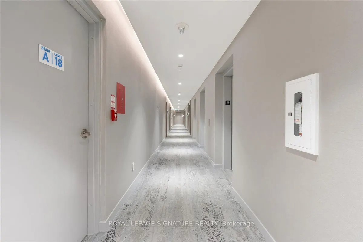 161 Roehampton Avenue #1805