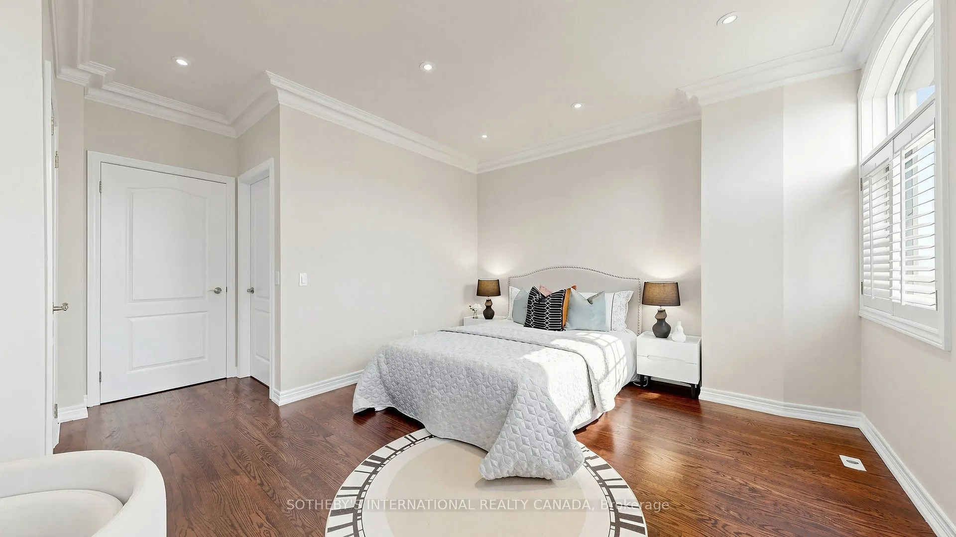 260 Russell Hill Road #11