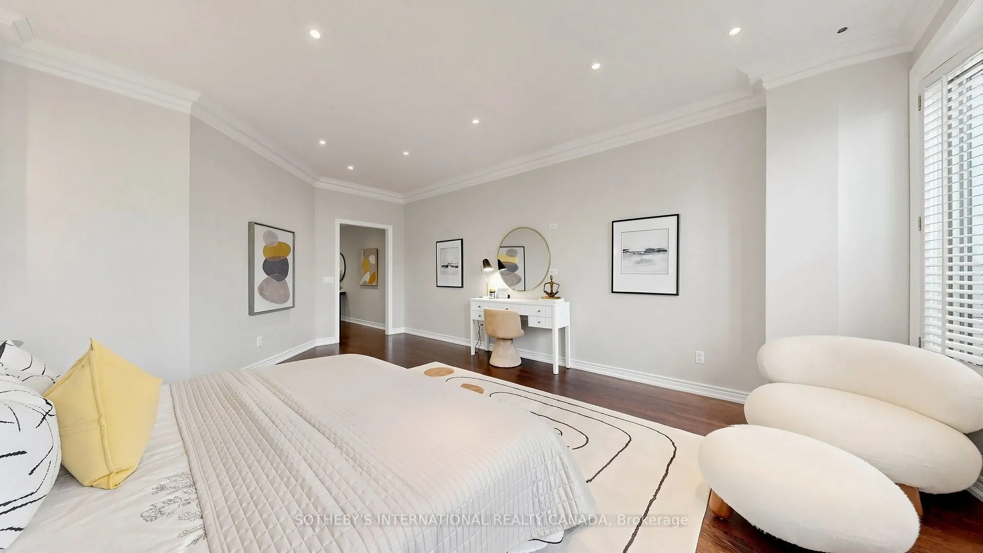 260 Russell Hill Road #11