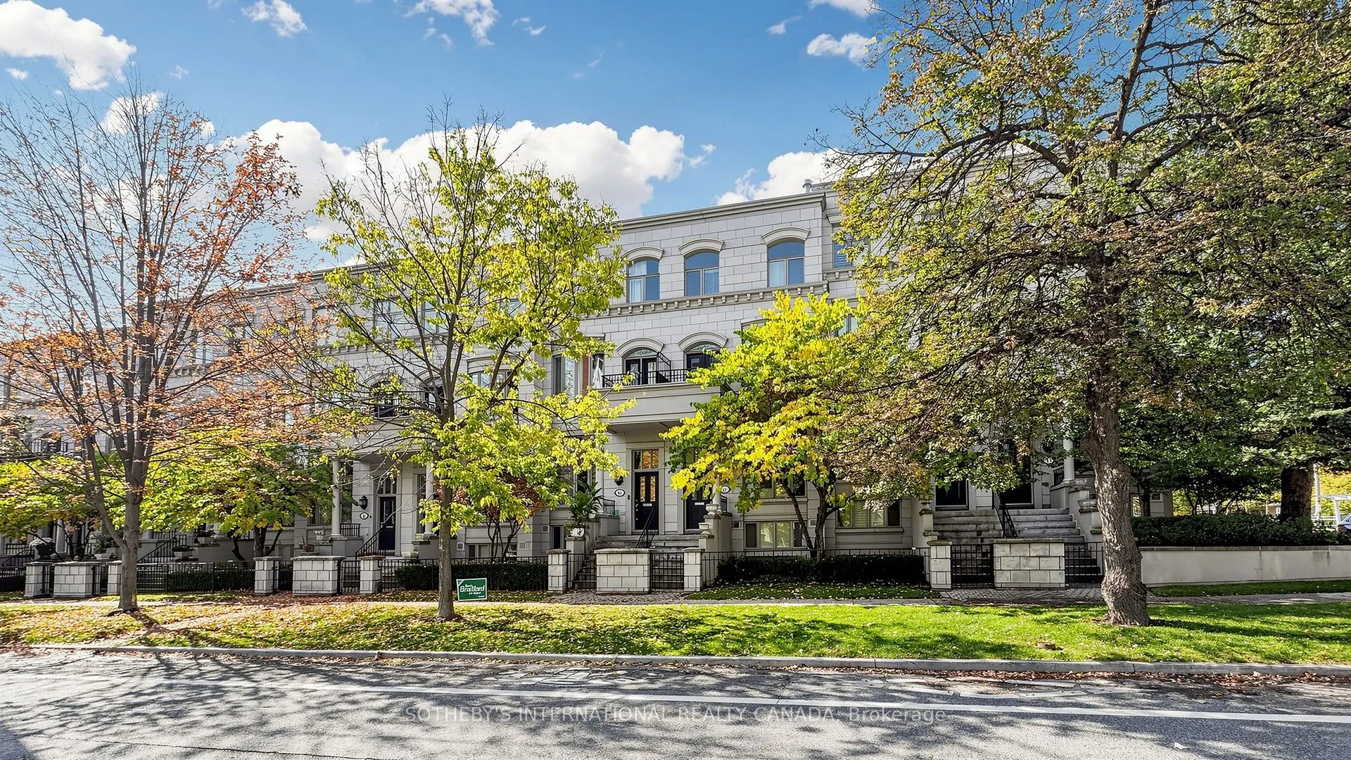 260 Russell Hill Road #11