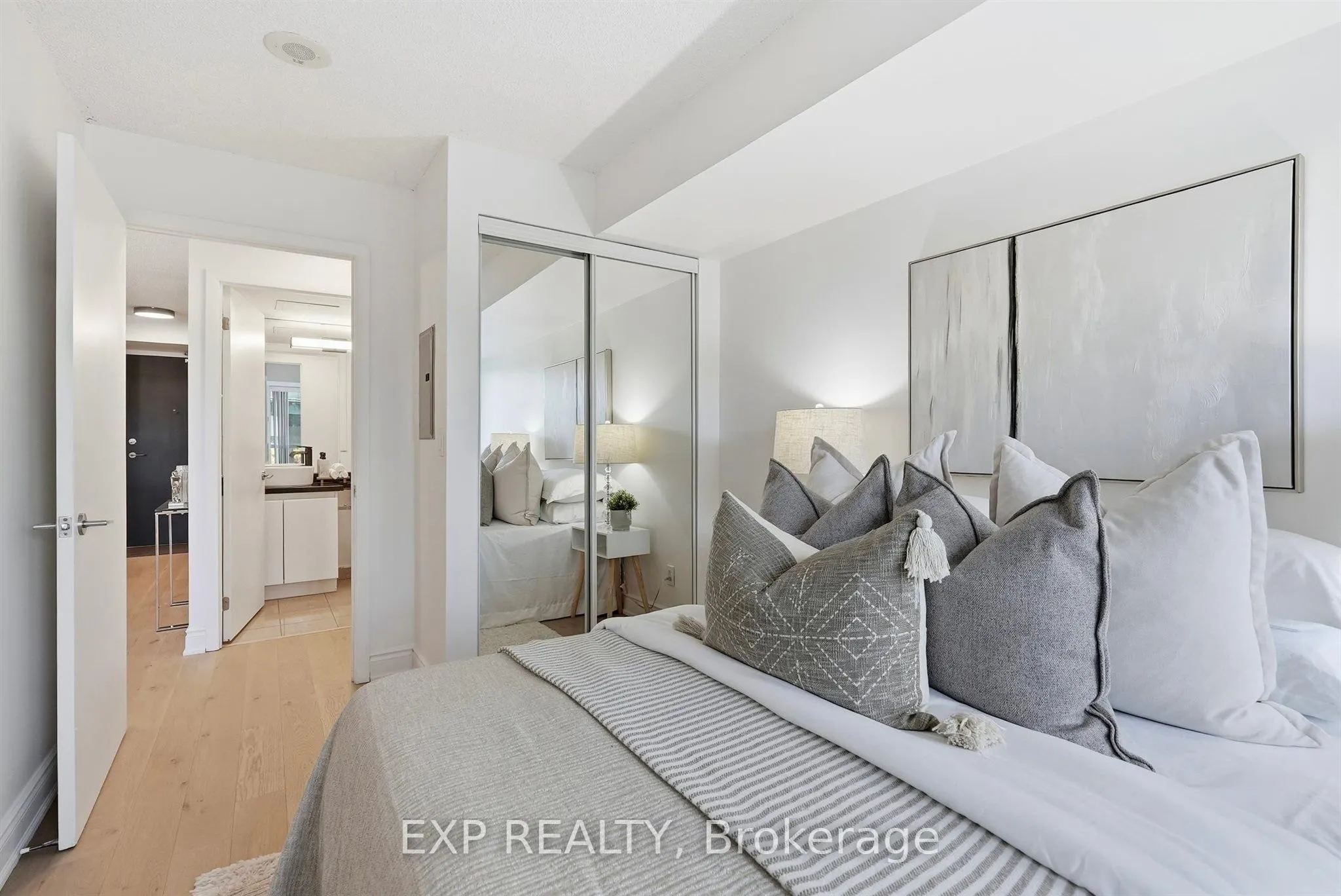231 Fort York Boulevard #623