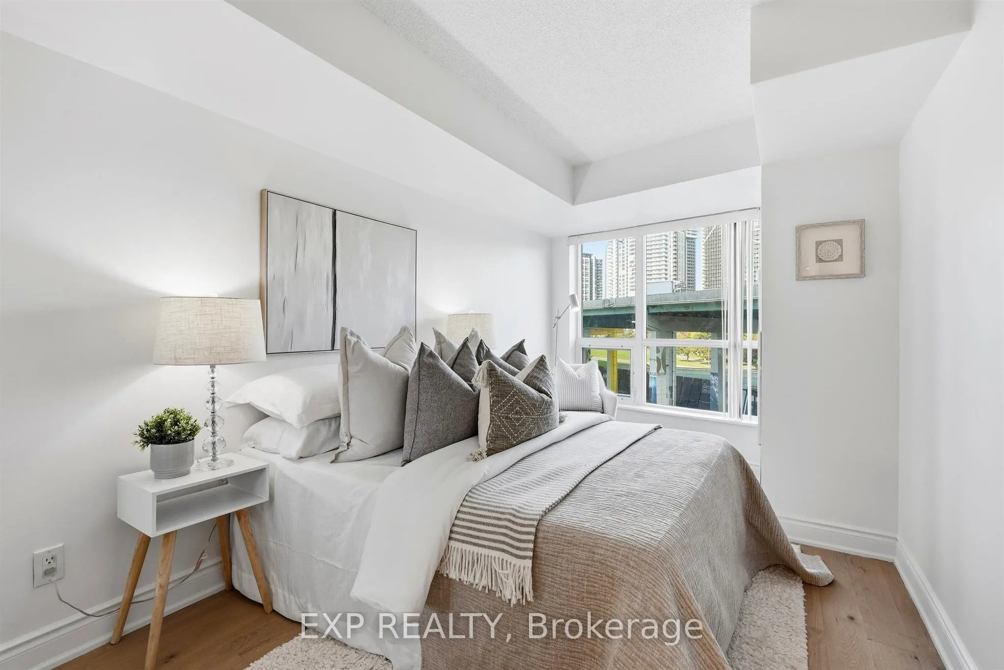 231 Fort York Boulevard #623