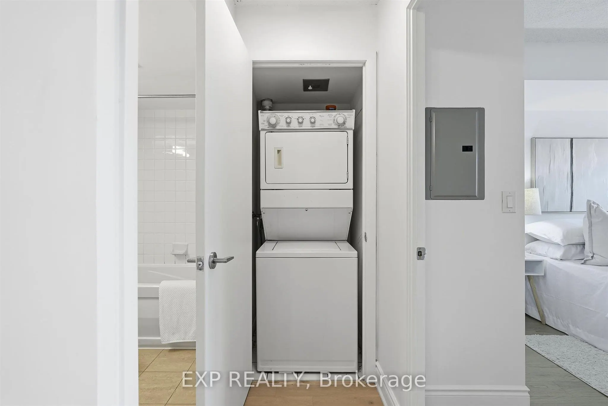 231 Fort York Boulevard #623