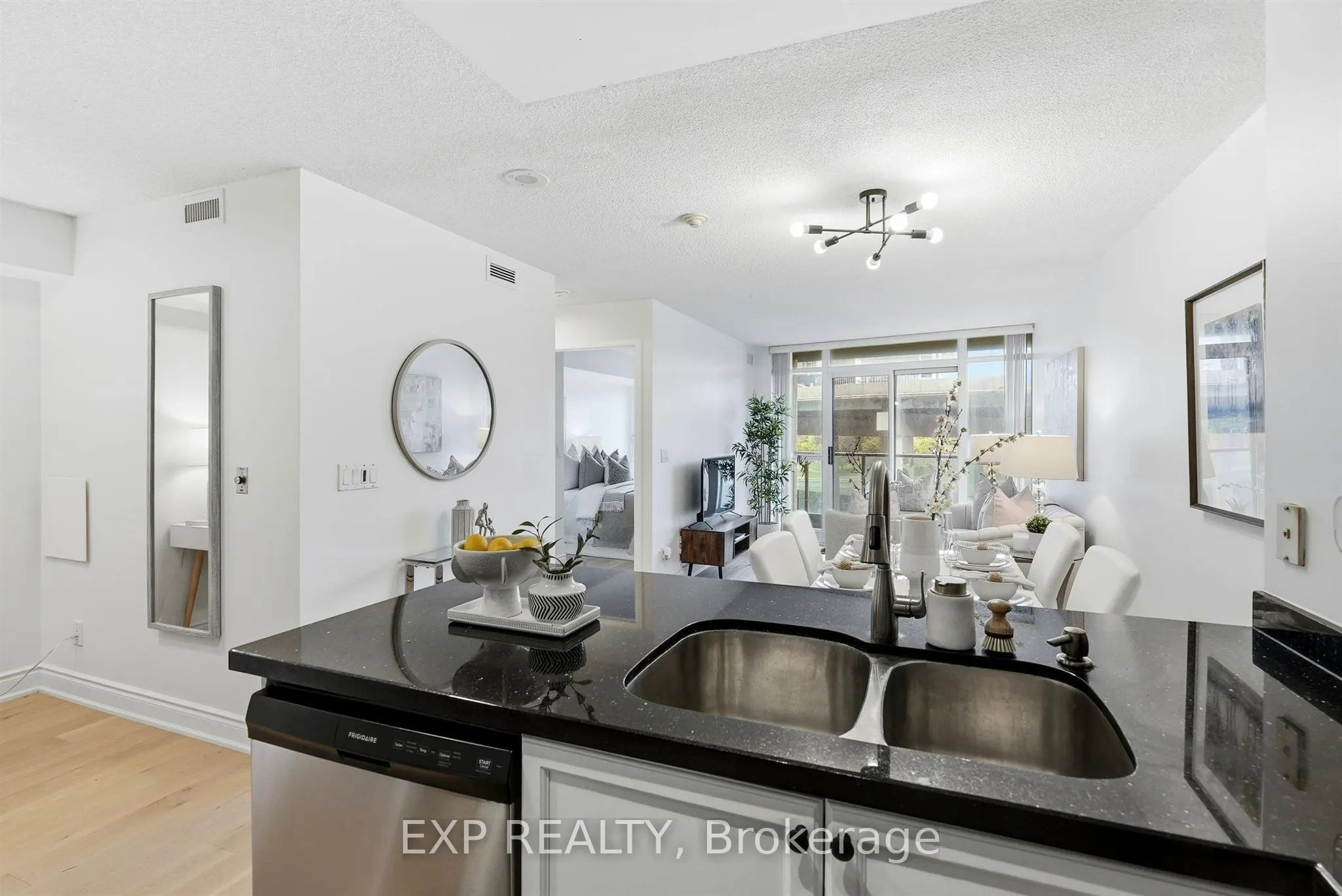 231 Fort York Boulevard #623