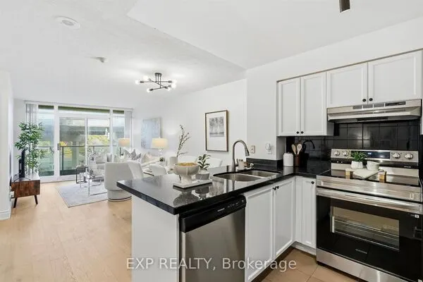 231 Fort York Boulevard