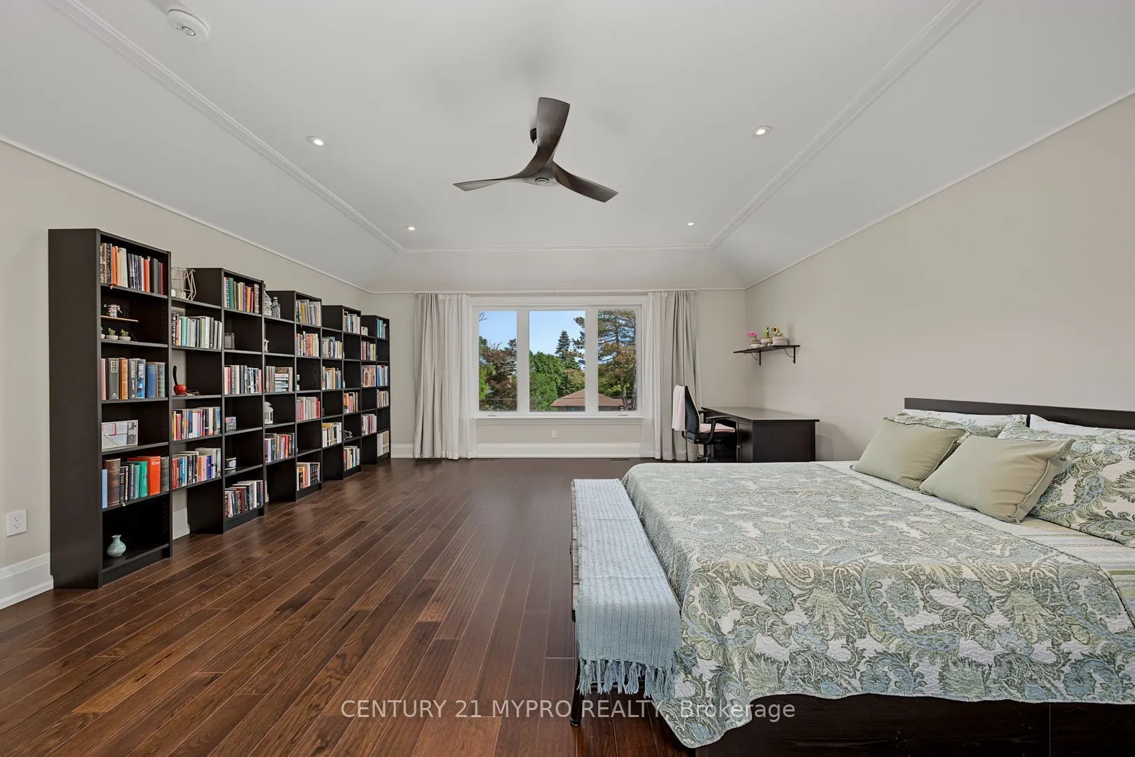 5 Glenelia Avenue