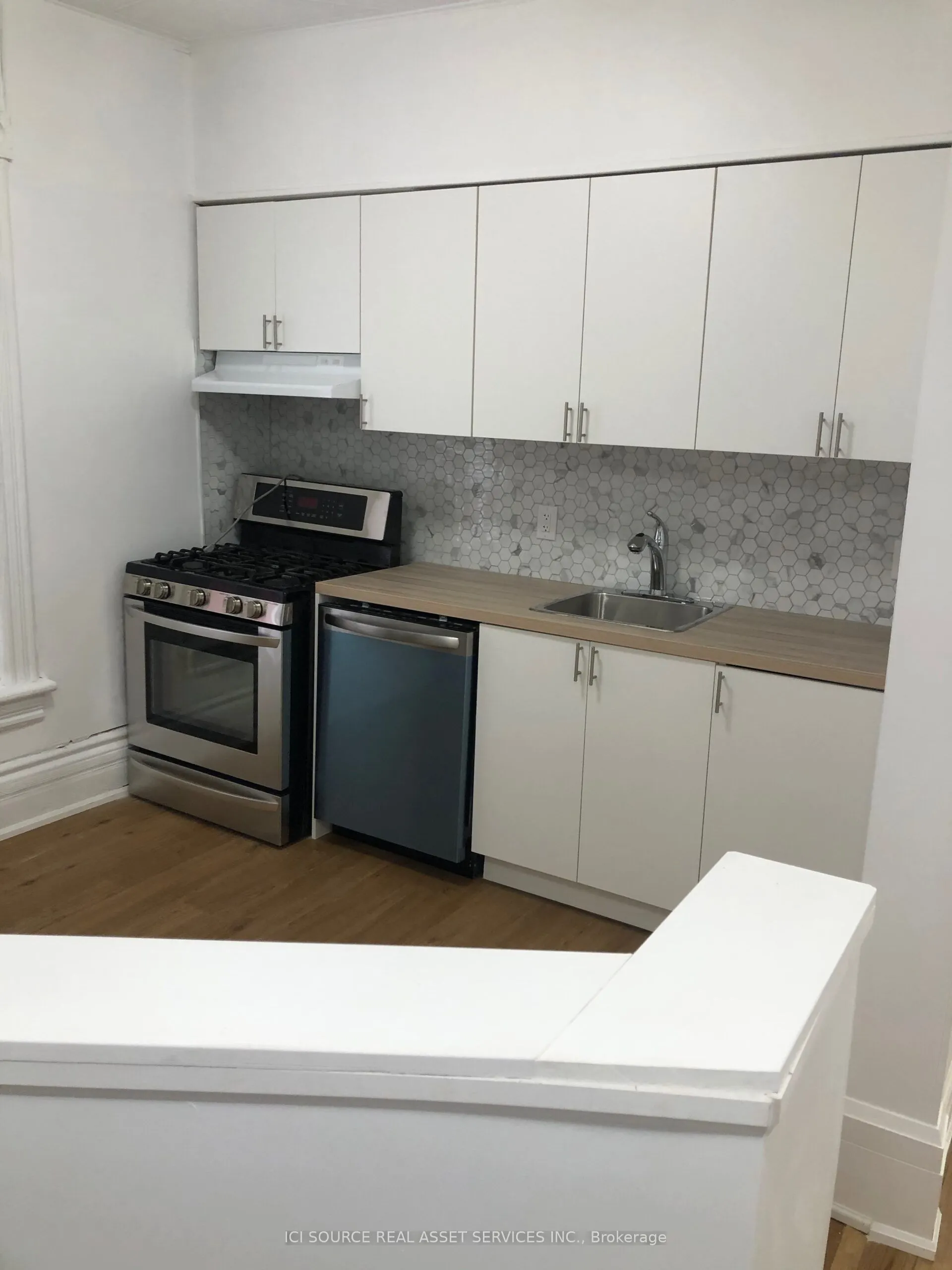 198 Shaw Street #2