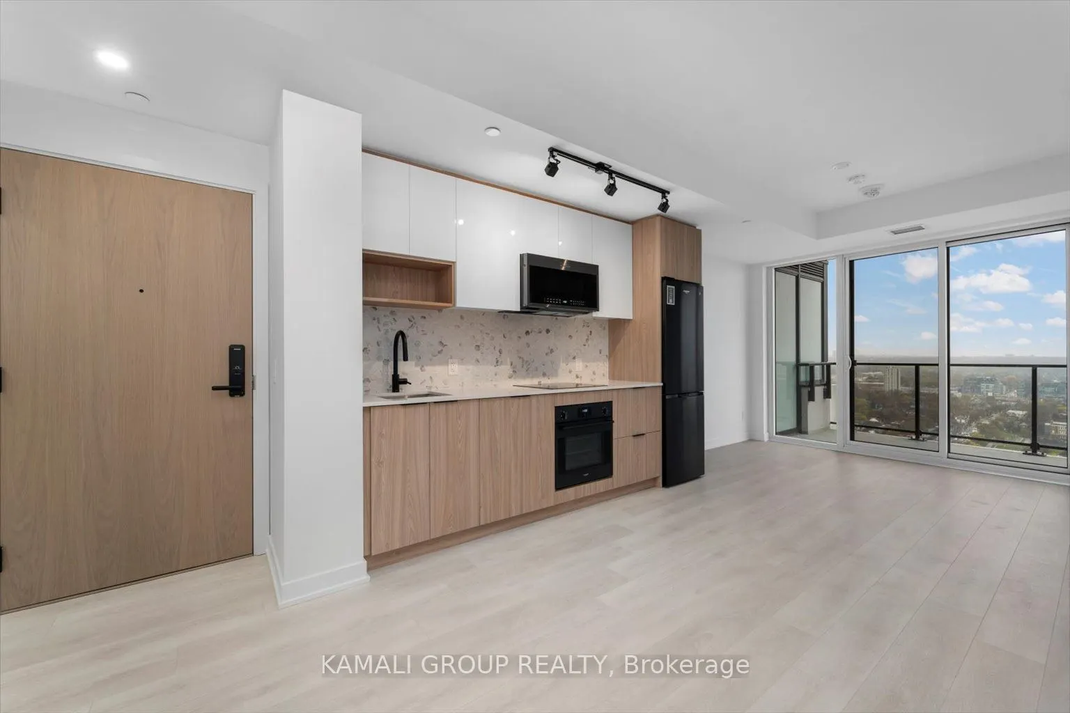 5 Defries Street #2713