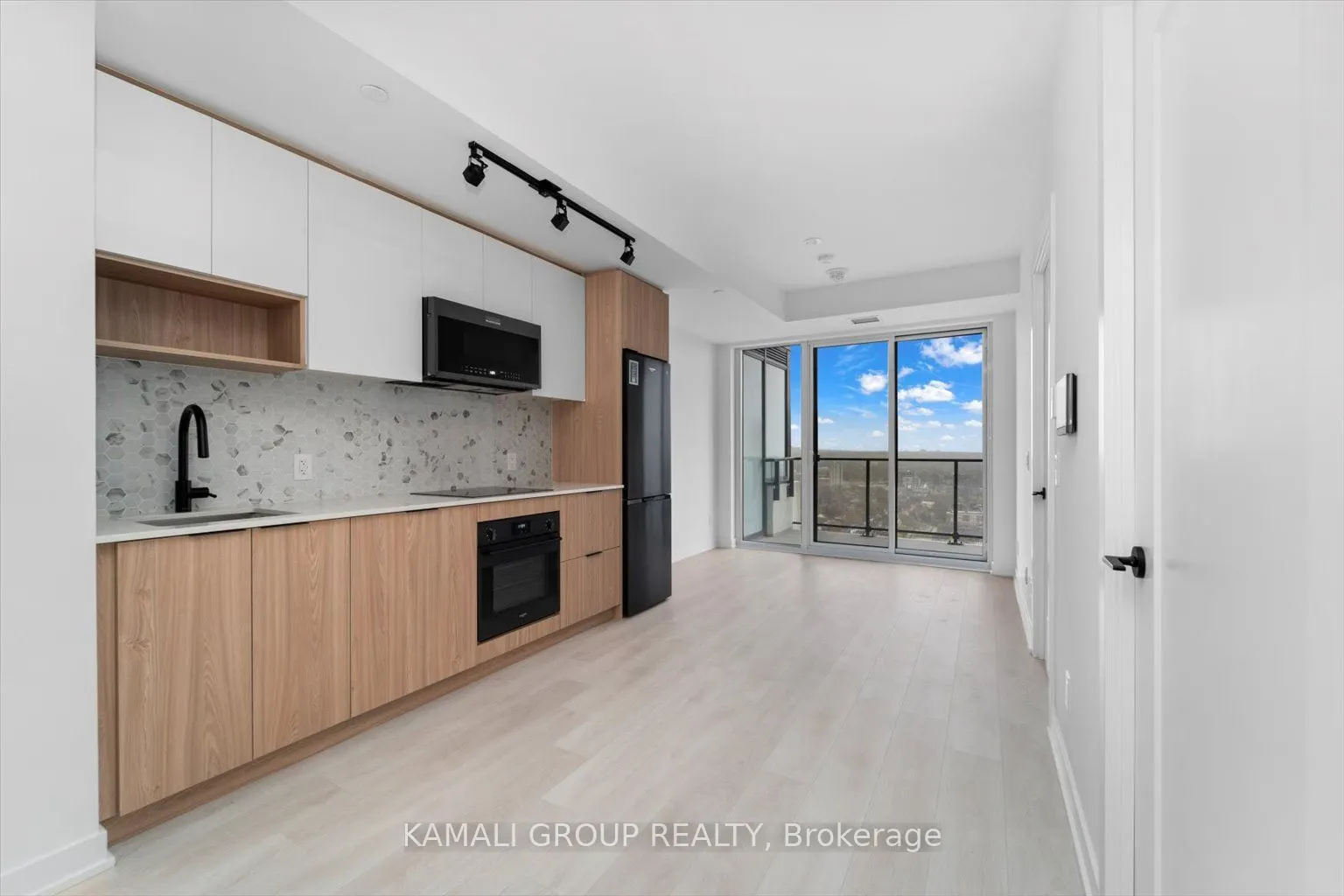 5 Defries Street #2713