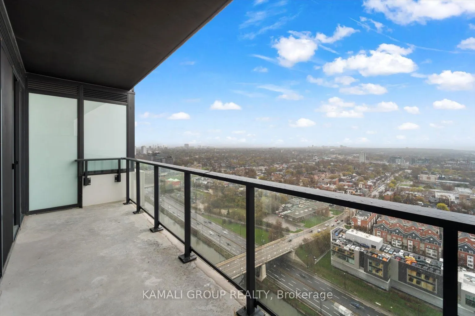 5 Defries Street #2713