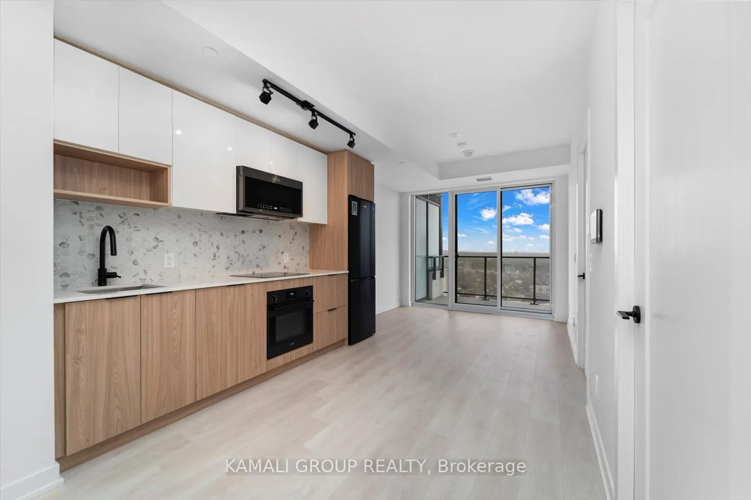 5 Defries Street #2713