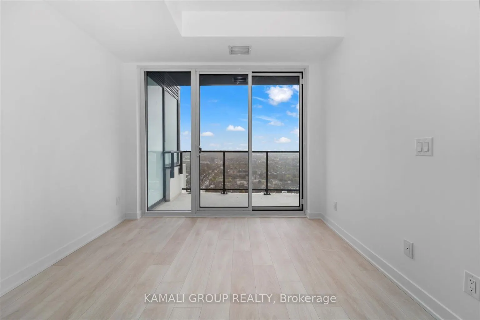 5 Defries Street #2713