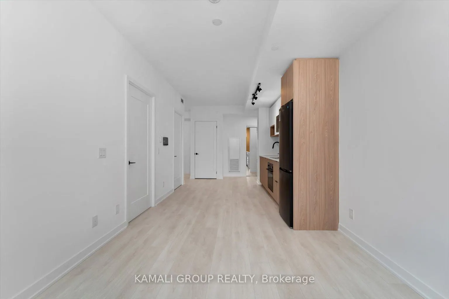 5 Defries Street #2713