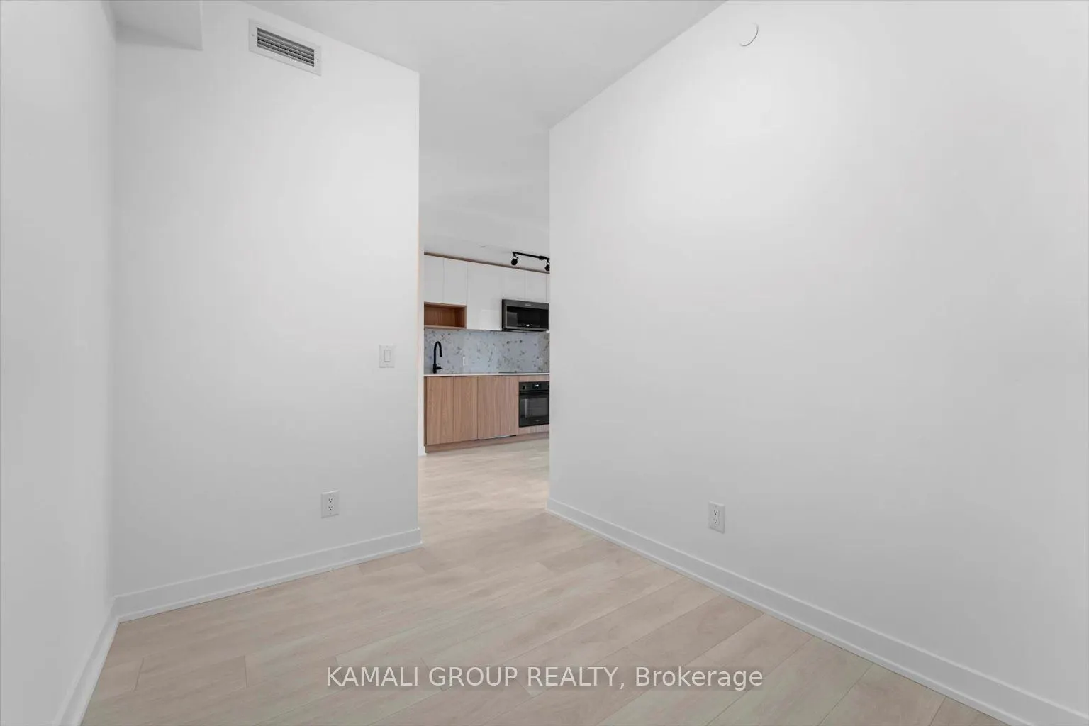 5 Defries Street #2713