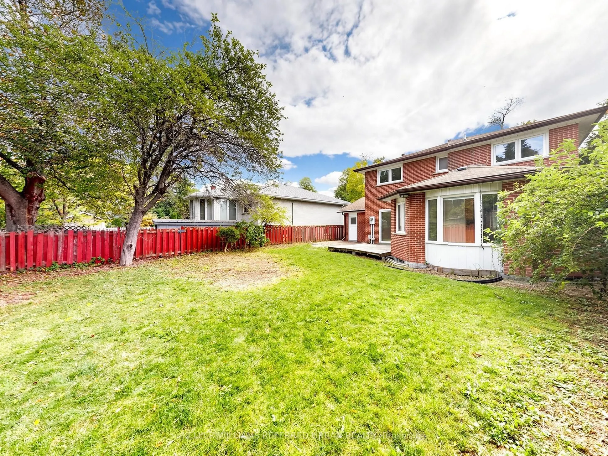 82 Crossbow Crescent