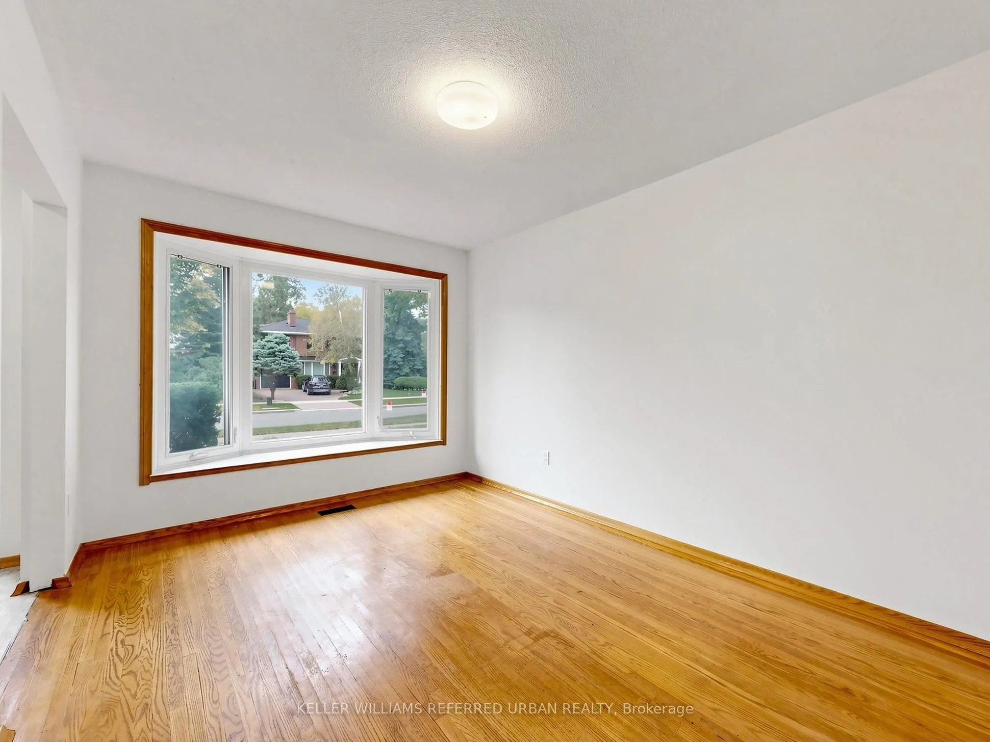 82 Crossbow Crescent
