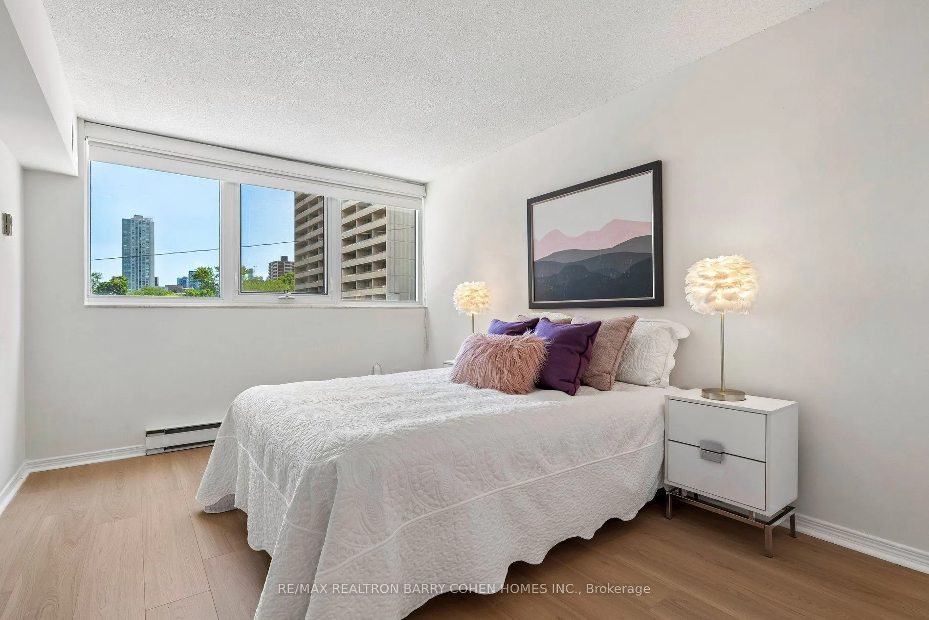 360 Bloor Street E #301