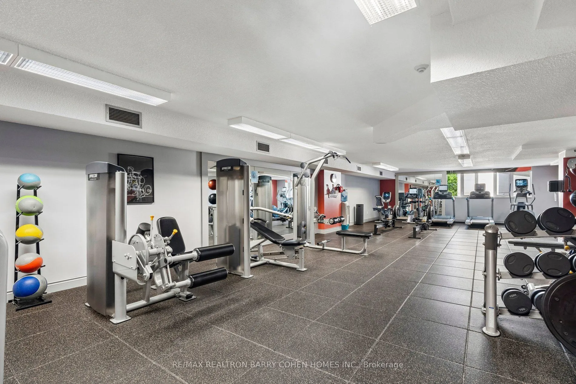 360 Bloor Street E #301