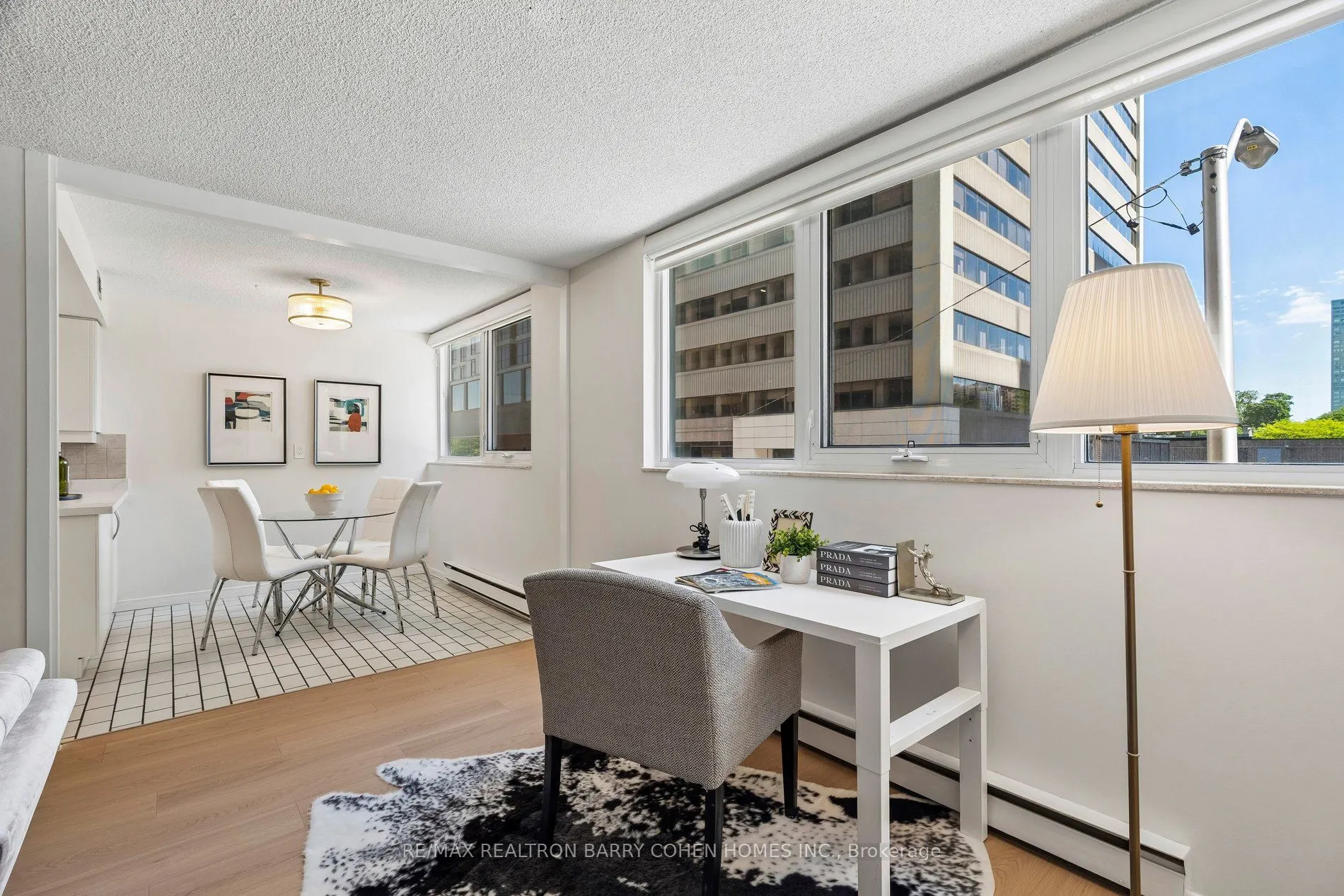 360 Bloor Street E #301