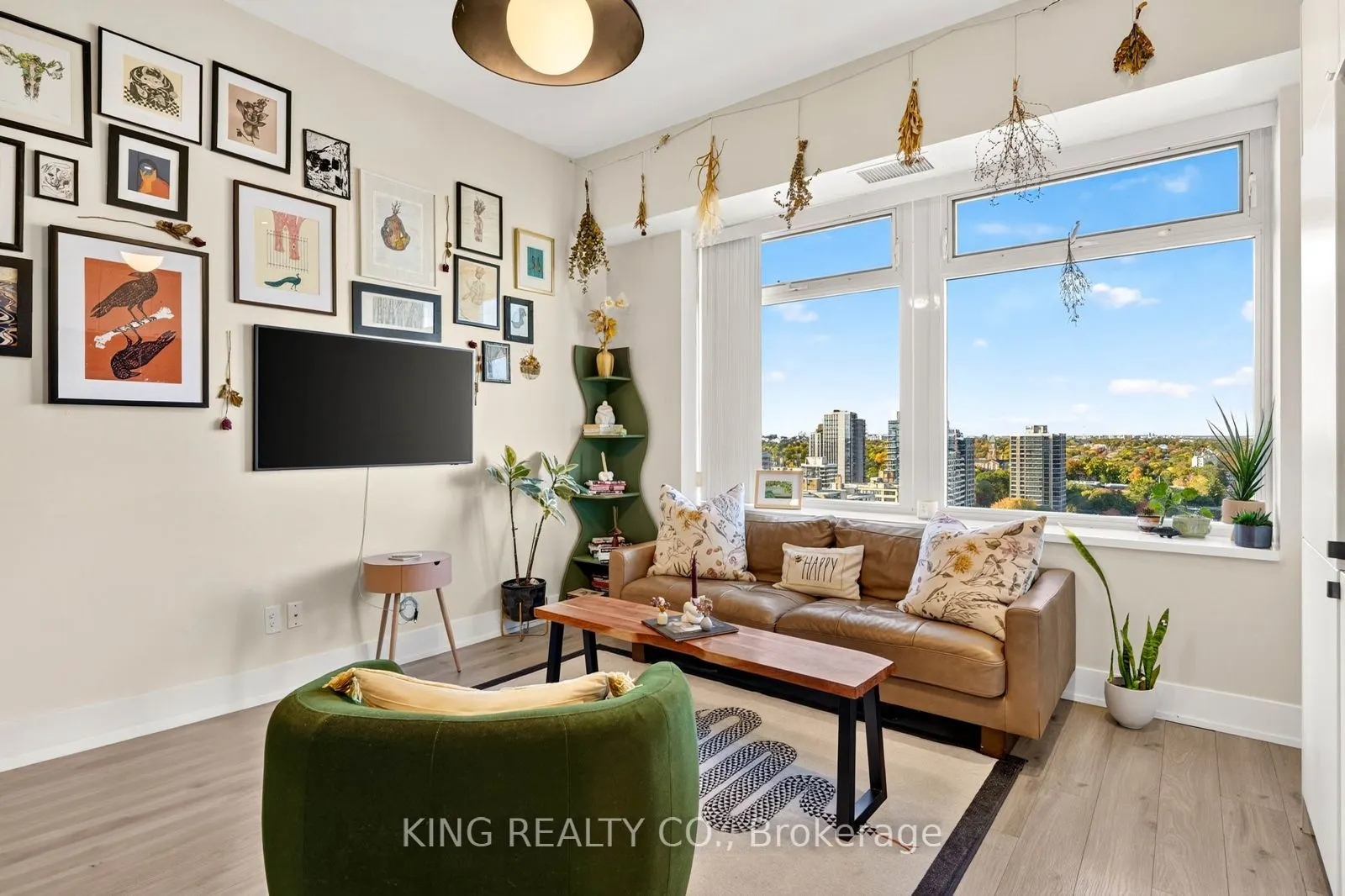 111 St Clair Avenue W #1626