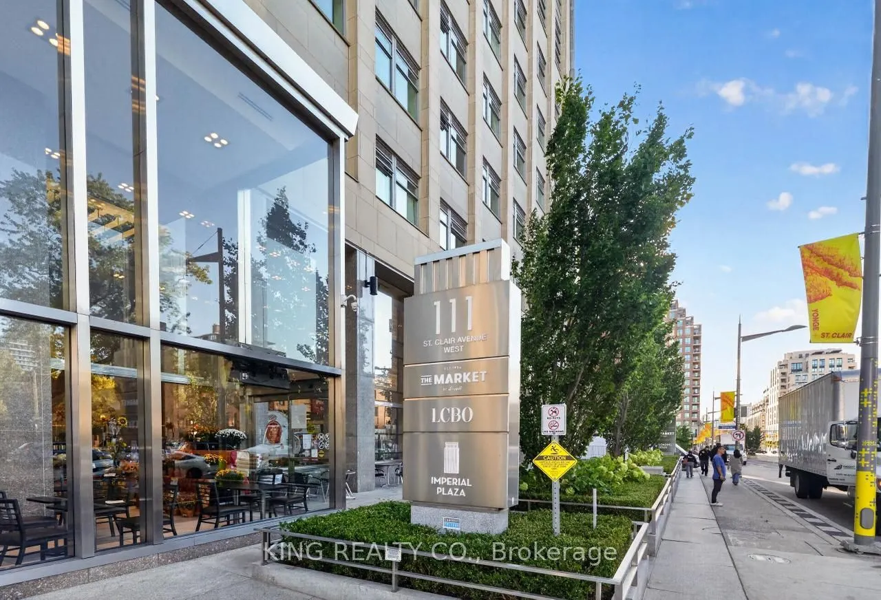 111 St Clair Avenue W #1626