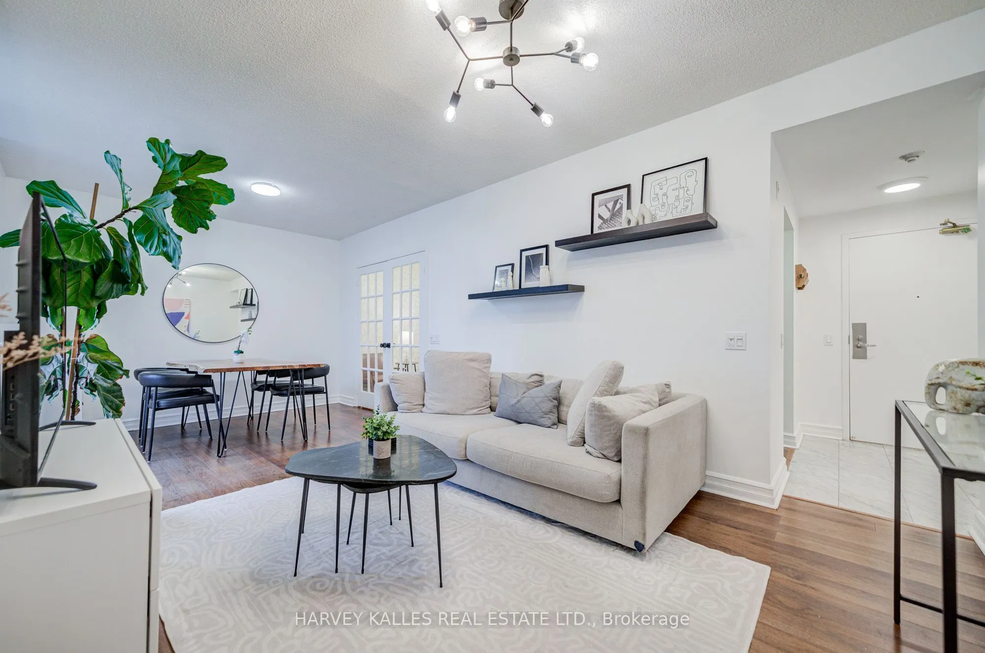5 Rosehill Avenue #910