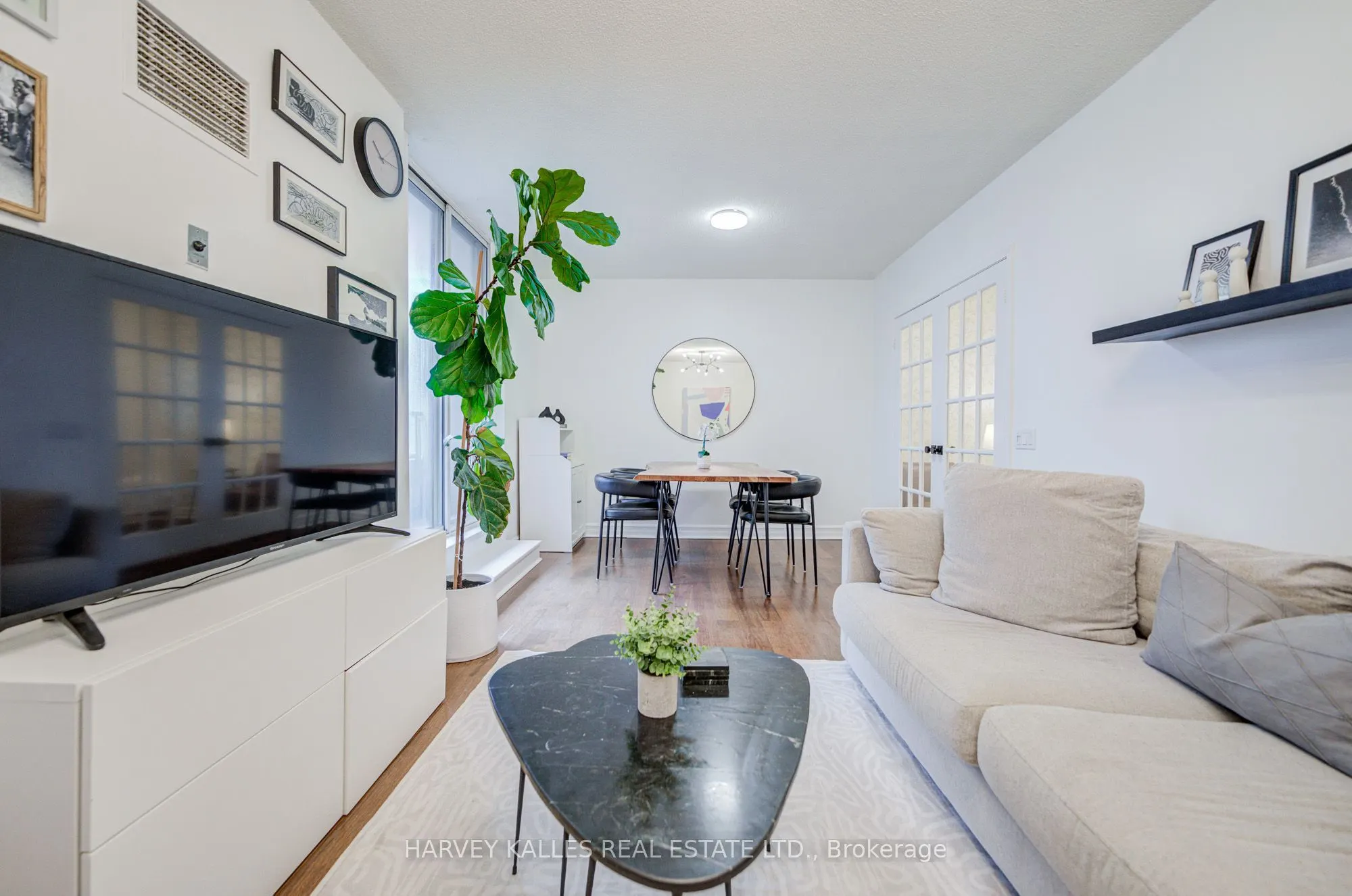 5 Rosehill Avenue #910