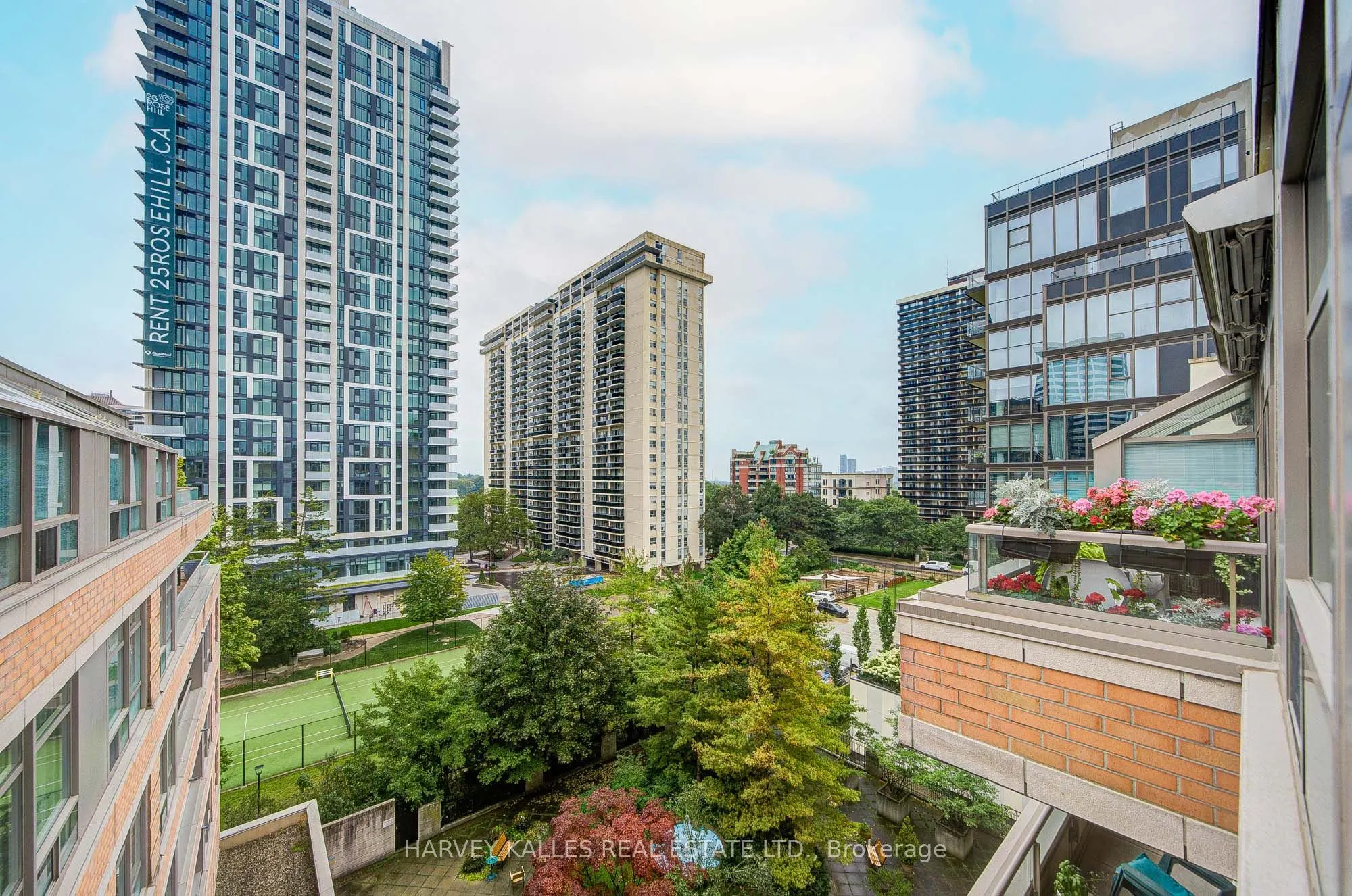 5 Rosehill Avenue #910