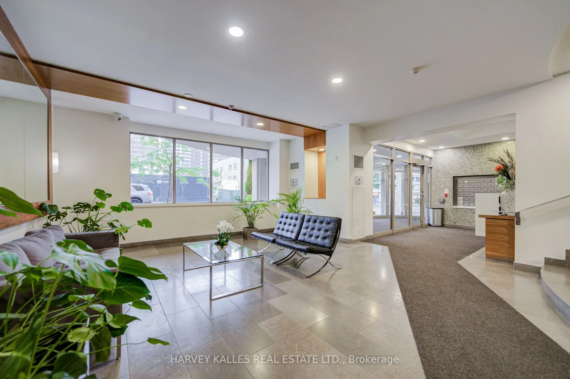 5 Rosehill Avenue #910