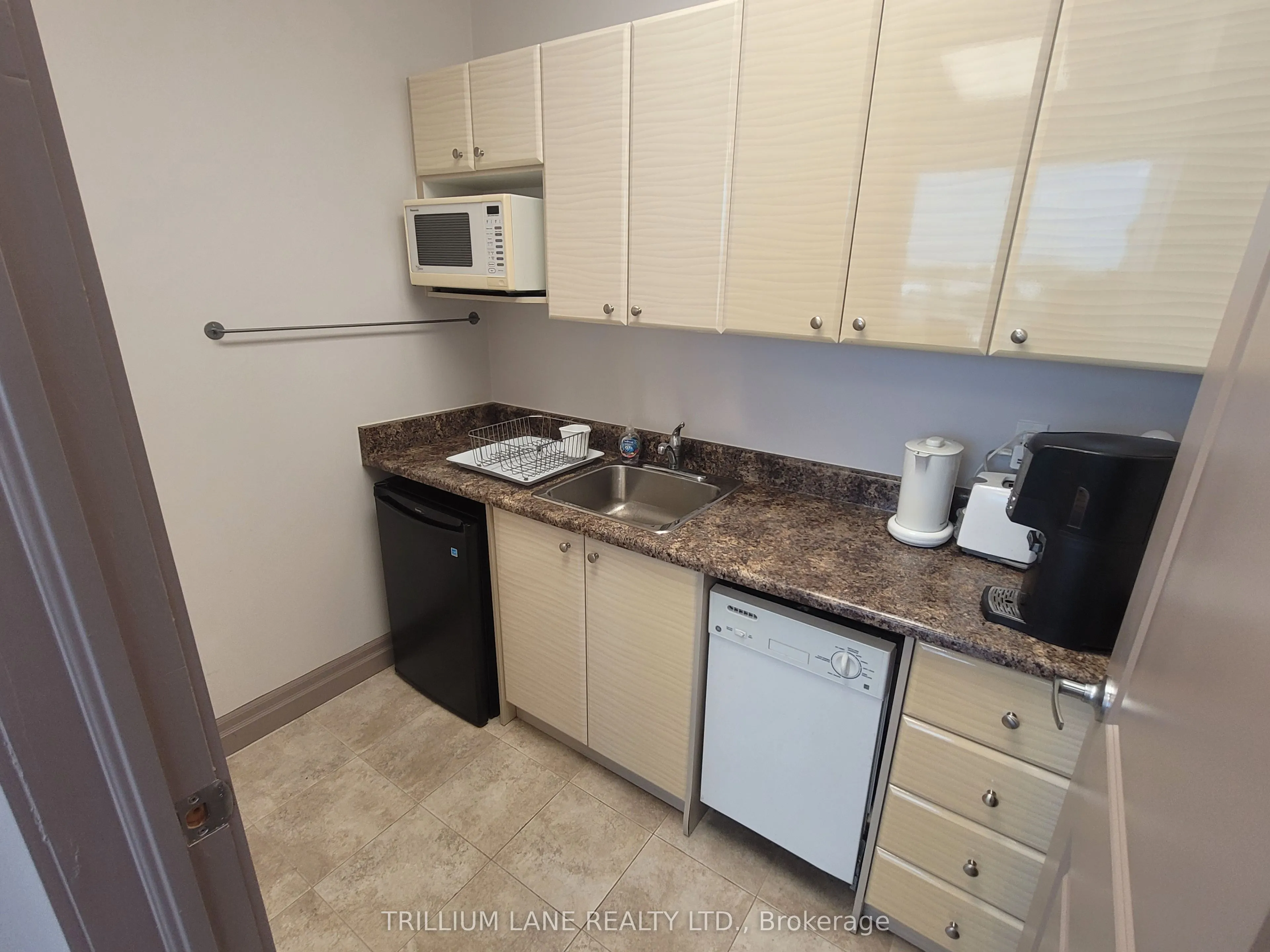 18 Wynford Drive #713 B