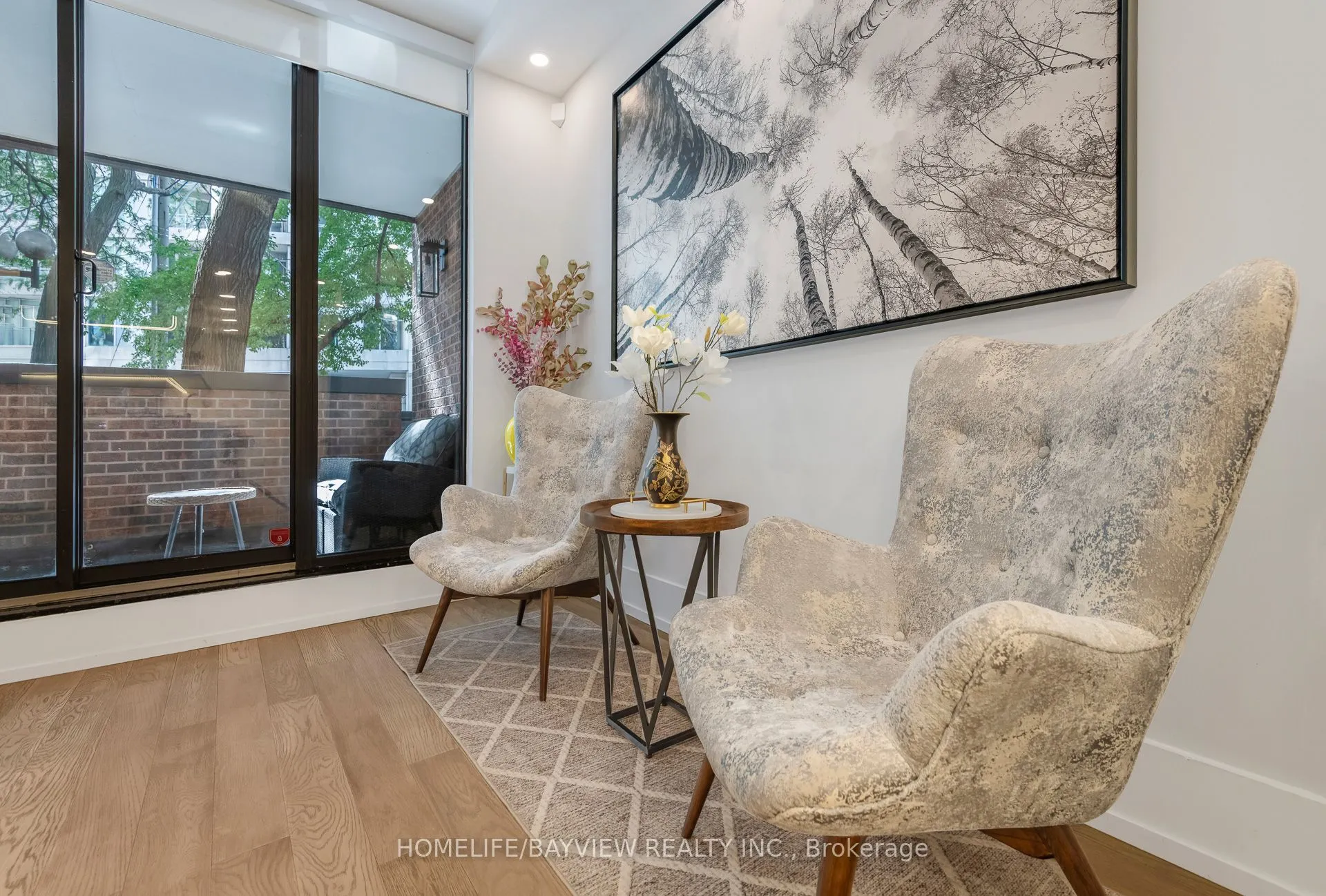 15 Mcmurrich Street #108