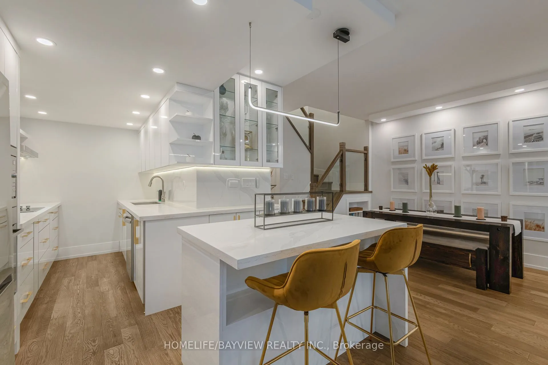 15 Mcmurrich Street #108