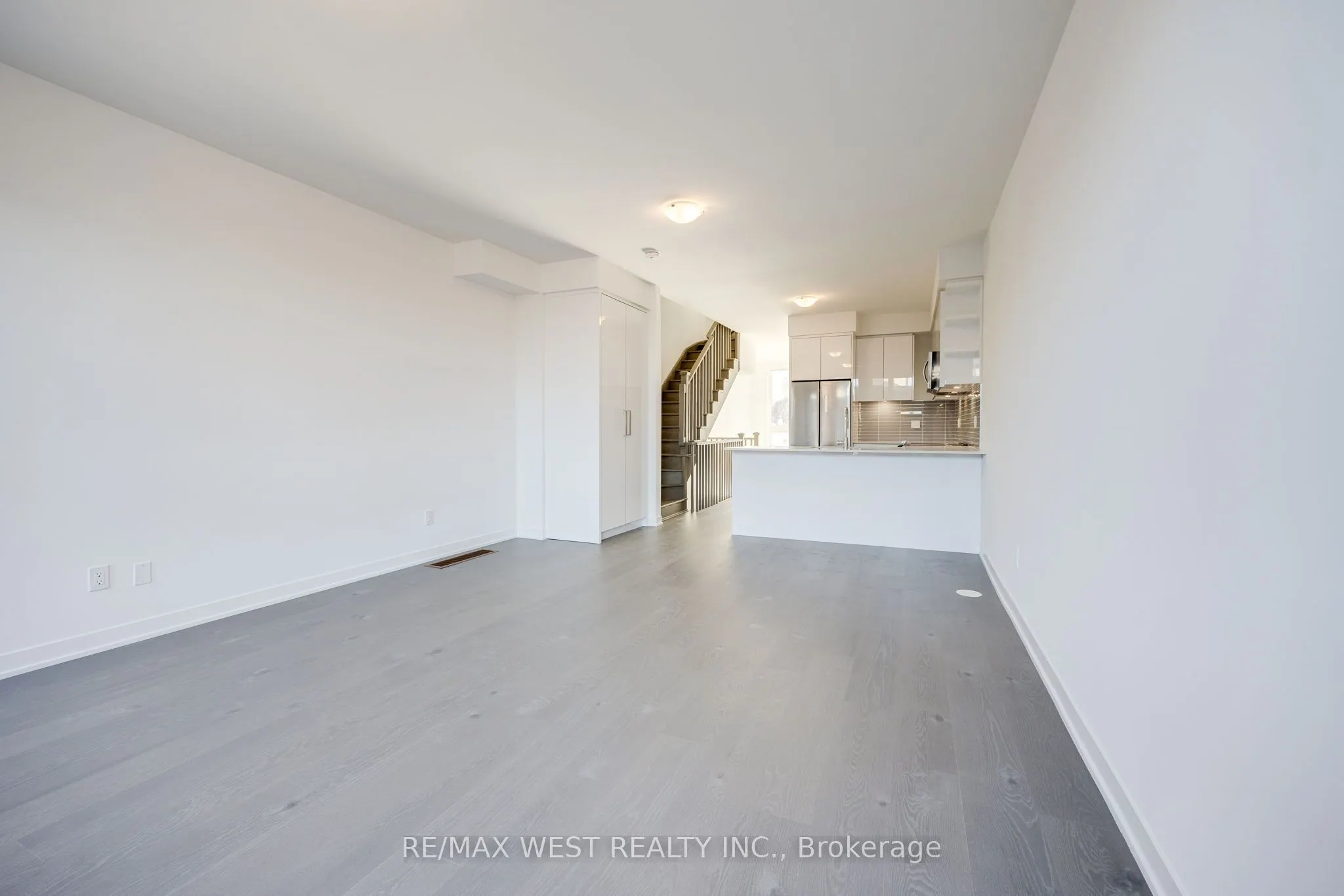 122 Green Gardens Boulevard