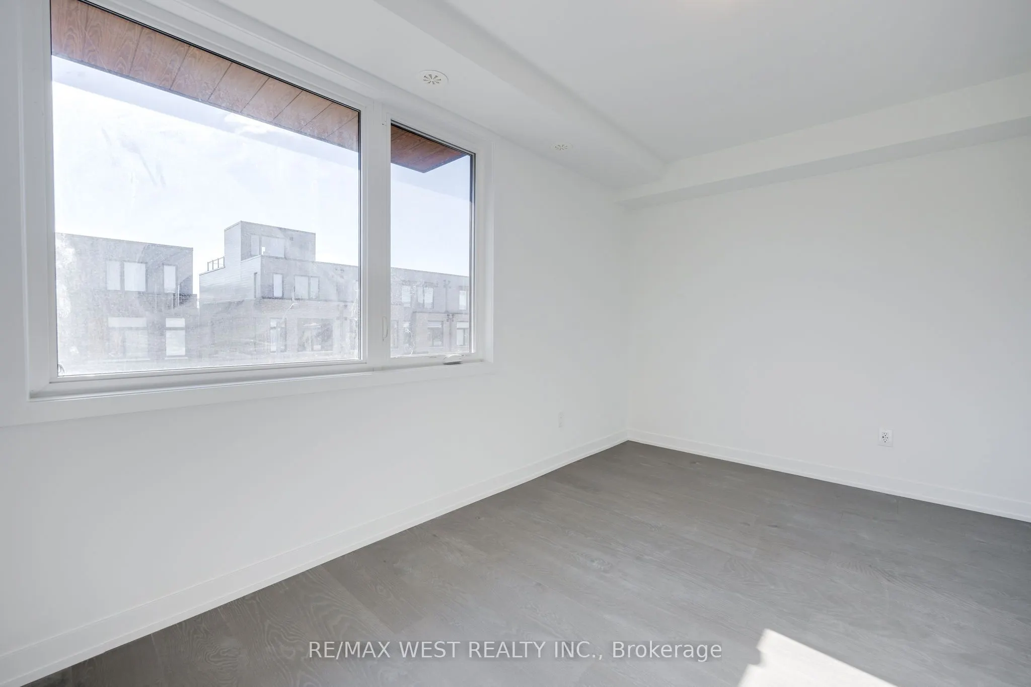 122 Green Gardens Boulevard