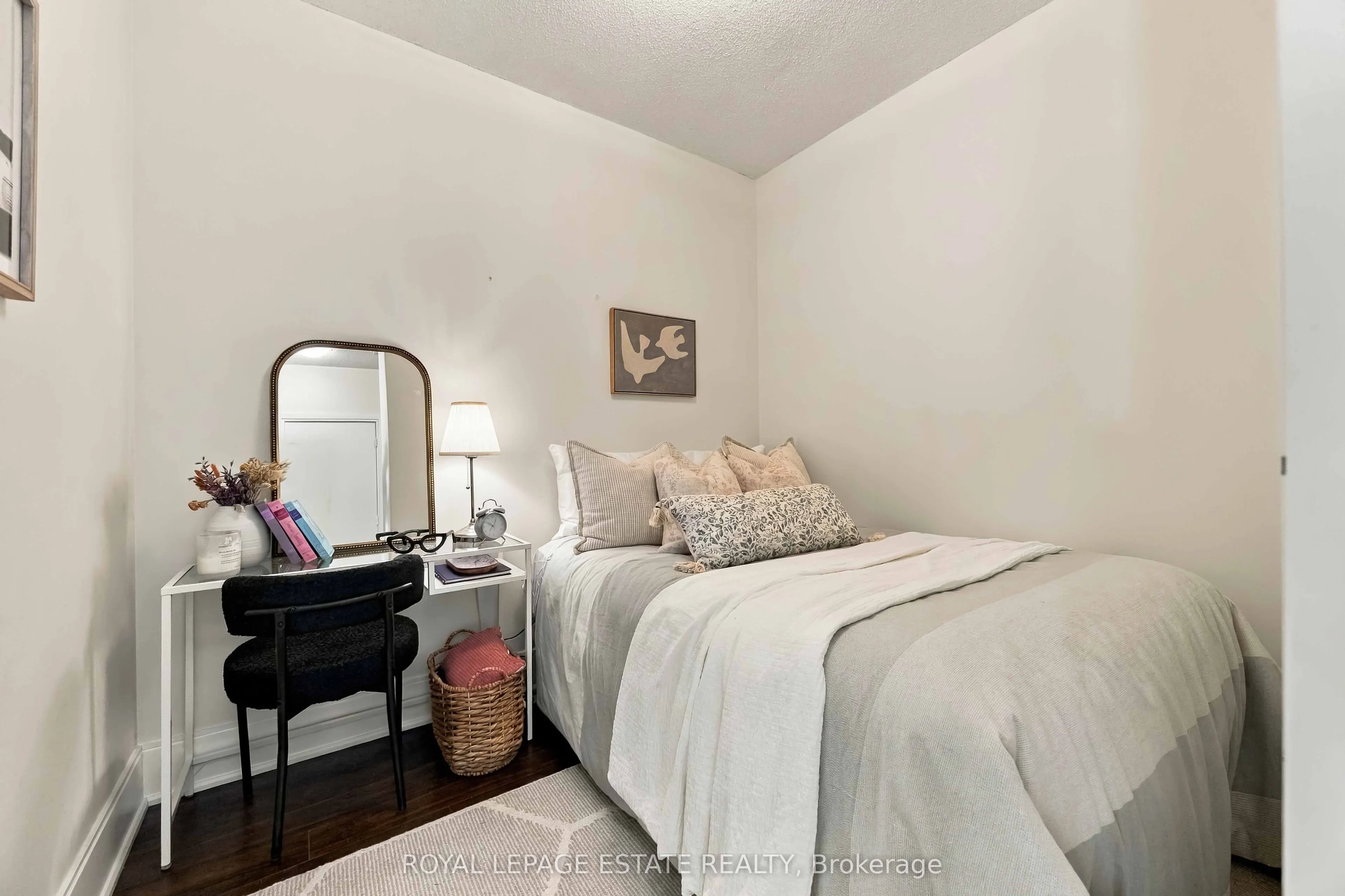 181 Wynford Drive #604
