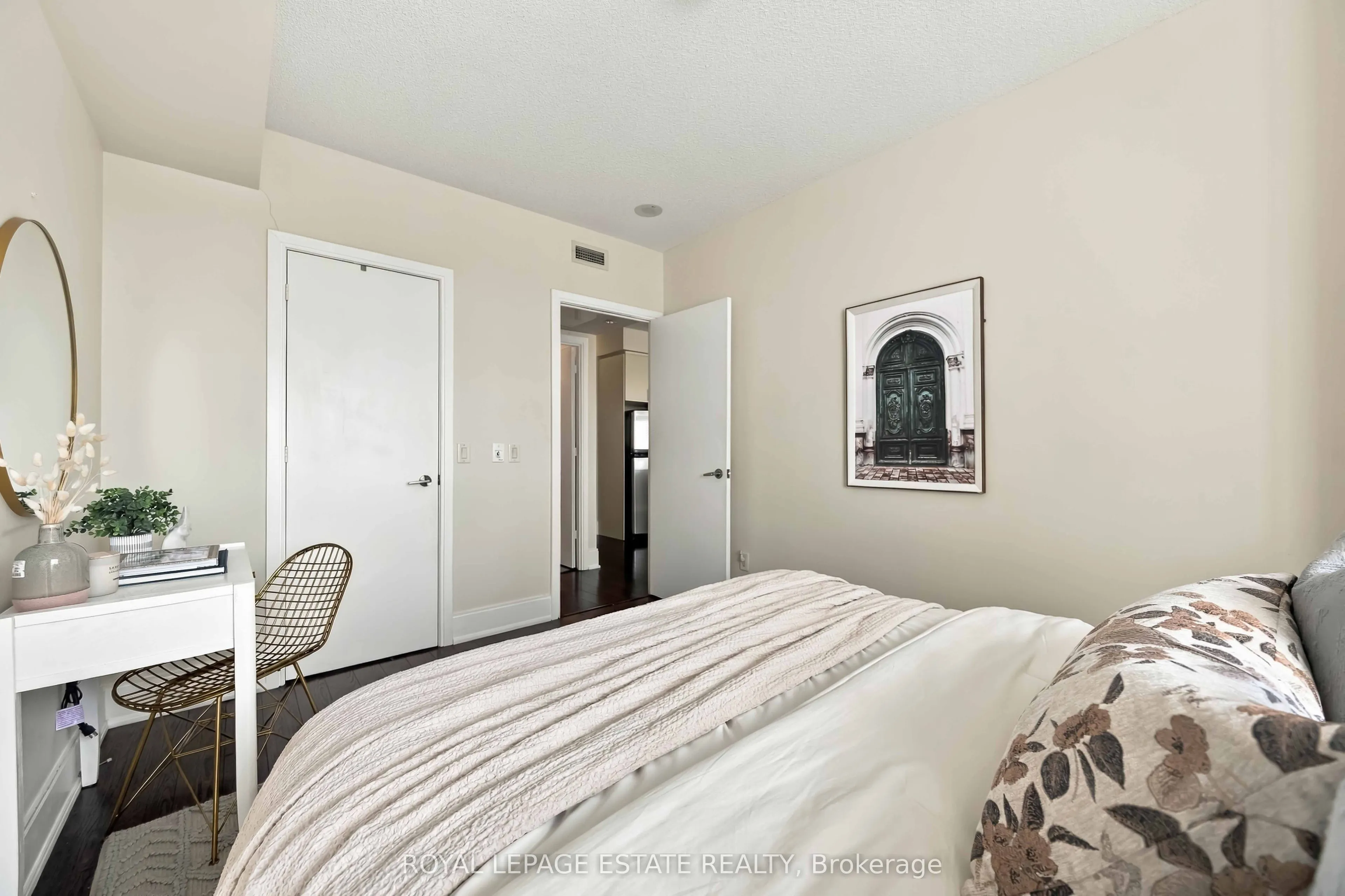181 Wynford Drive #604