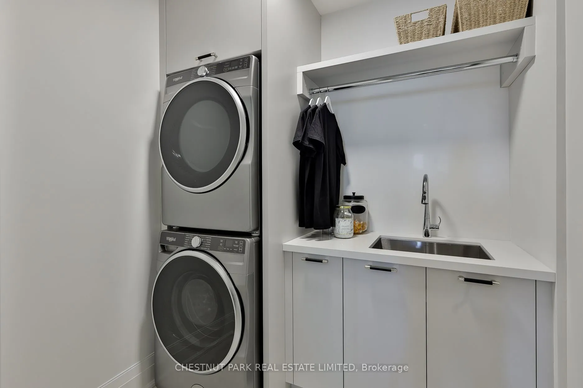 10 Prince Arthur Avenue #301