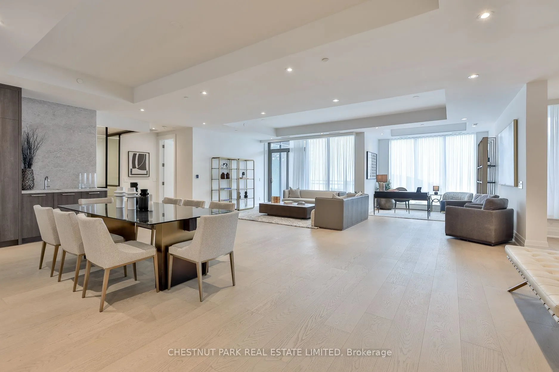 10 Prince Arthur Avenue #301