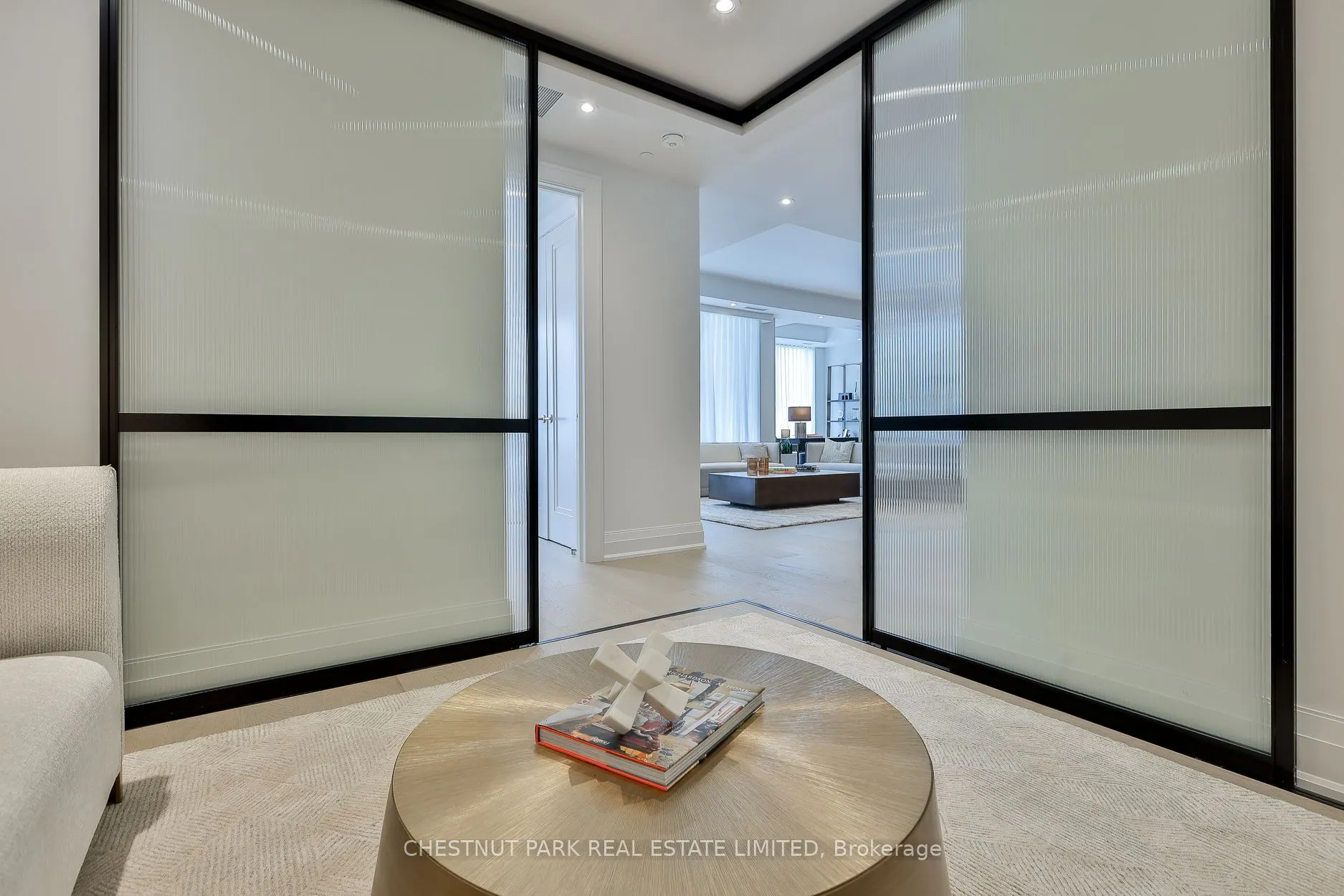 10 Prince Arthur Avenue #301