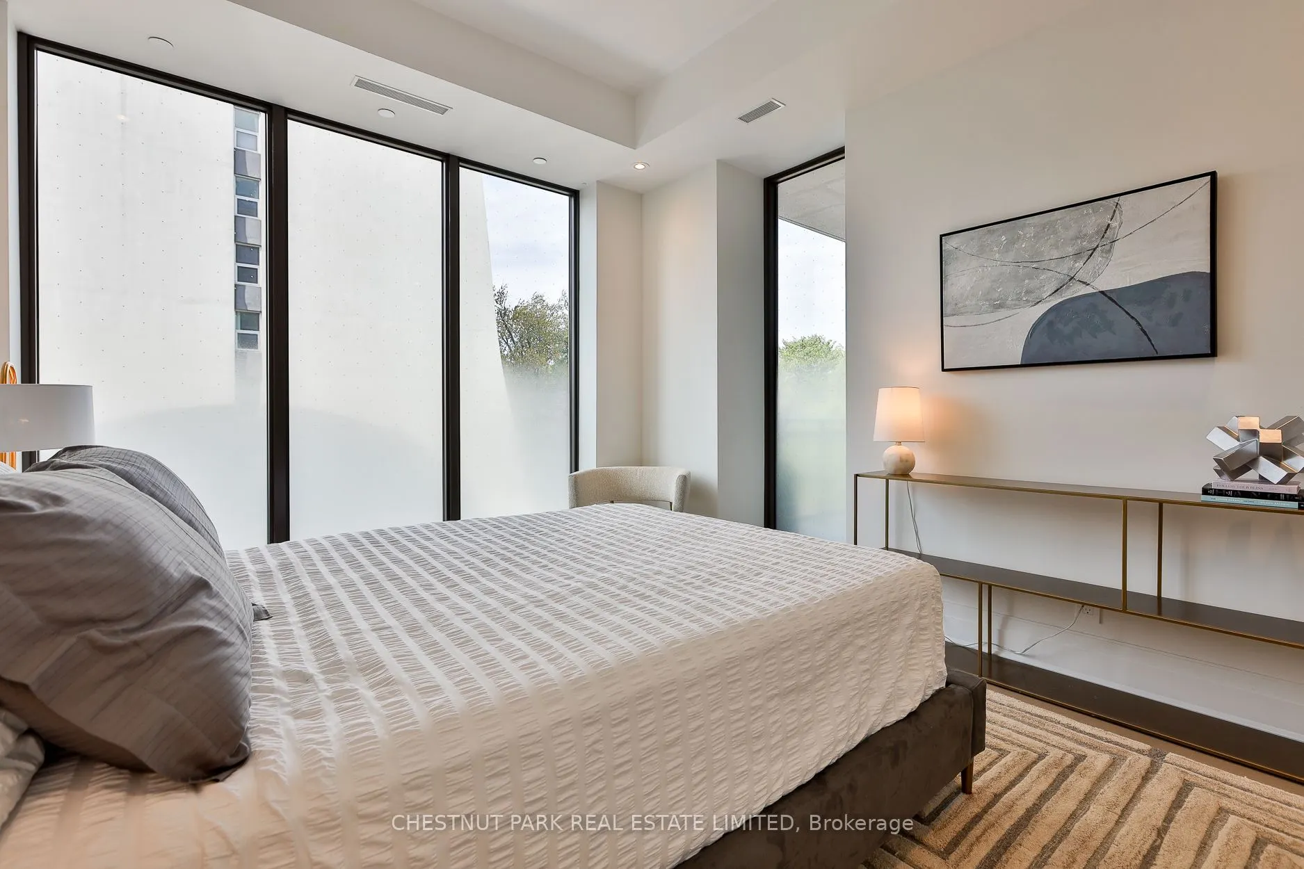 10 Prince Arthur Avenue #301