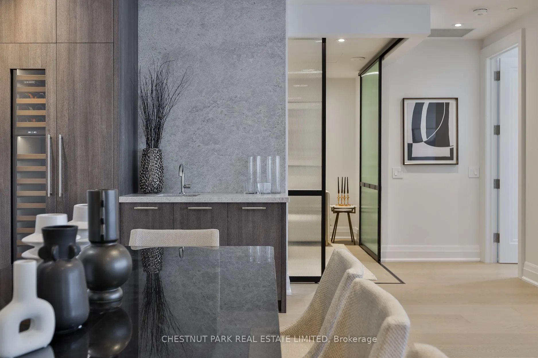 10 Prince Arthur Avenue #301