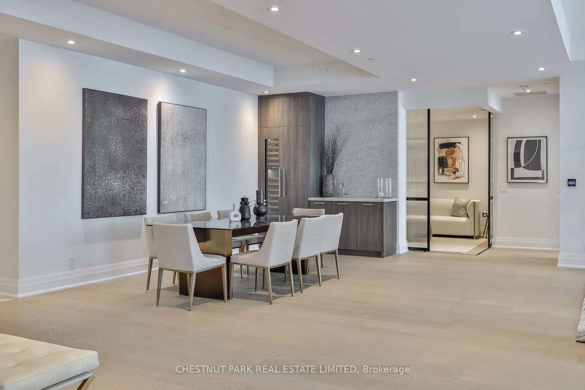 10 Prince Arthur Avenue #301