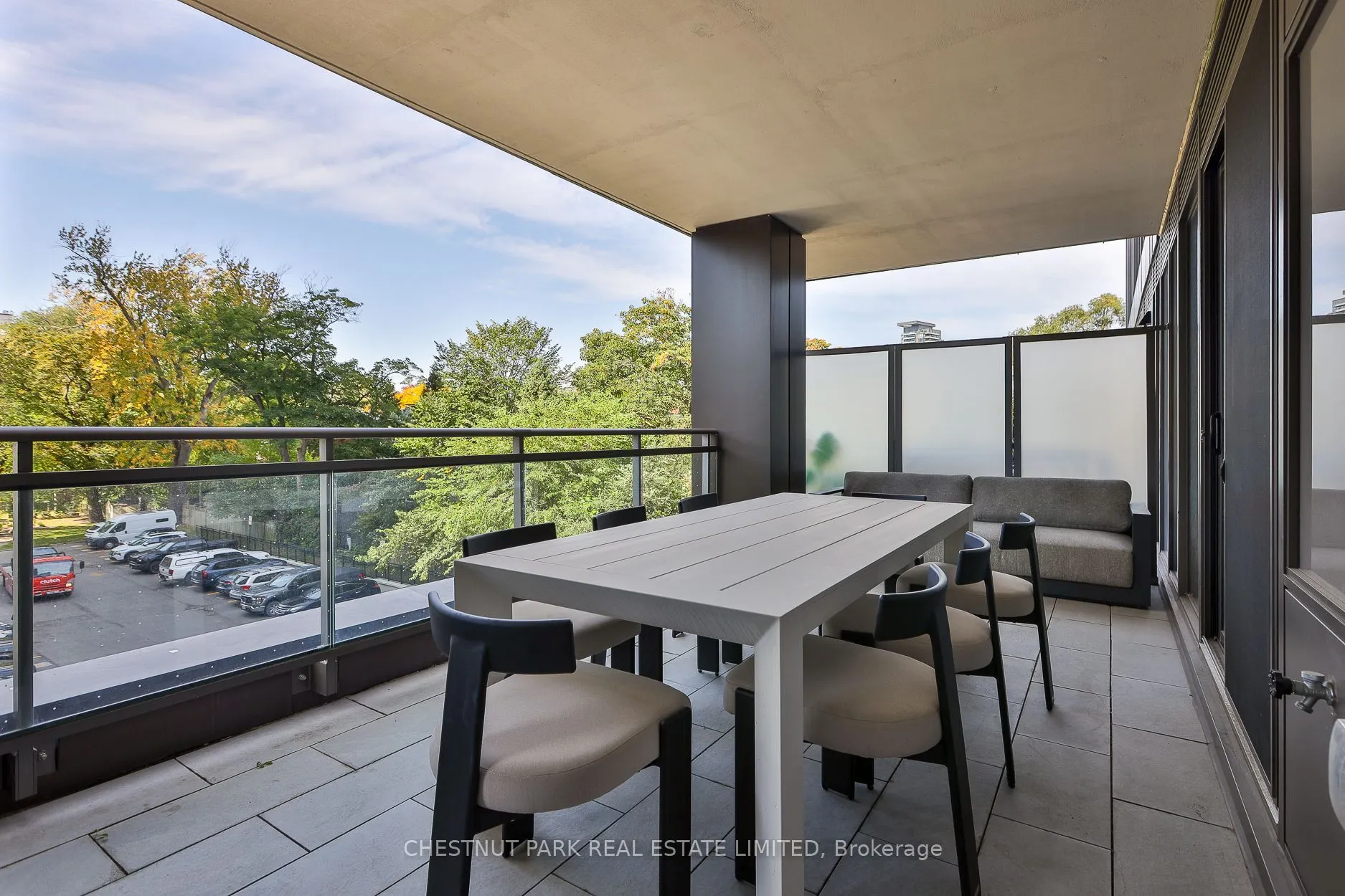 10 Prince Arthur Avenue #301