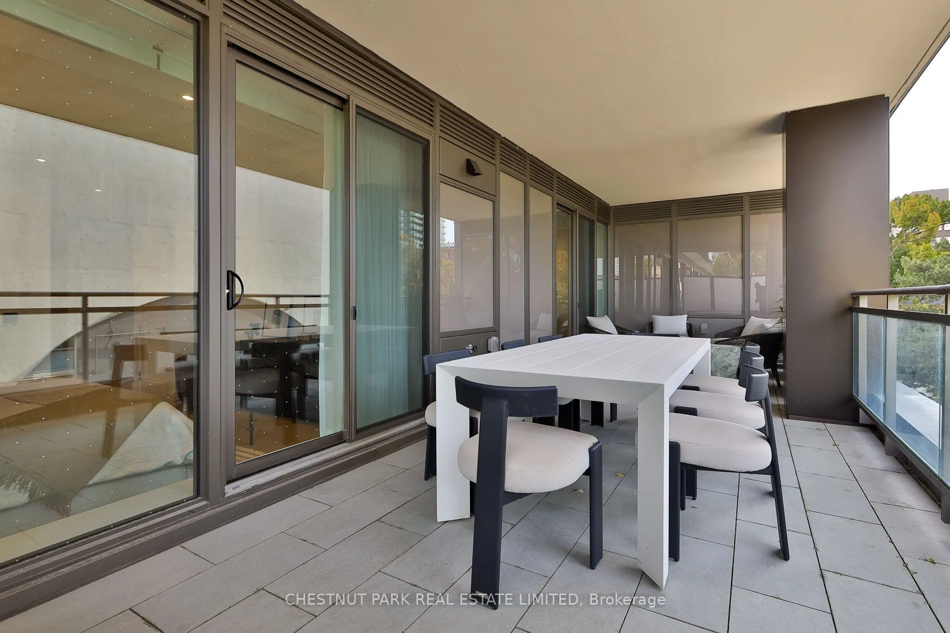 10 Prince Arthur Avenue #301