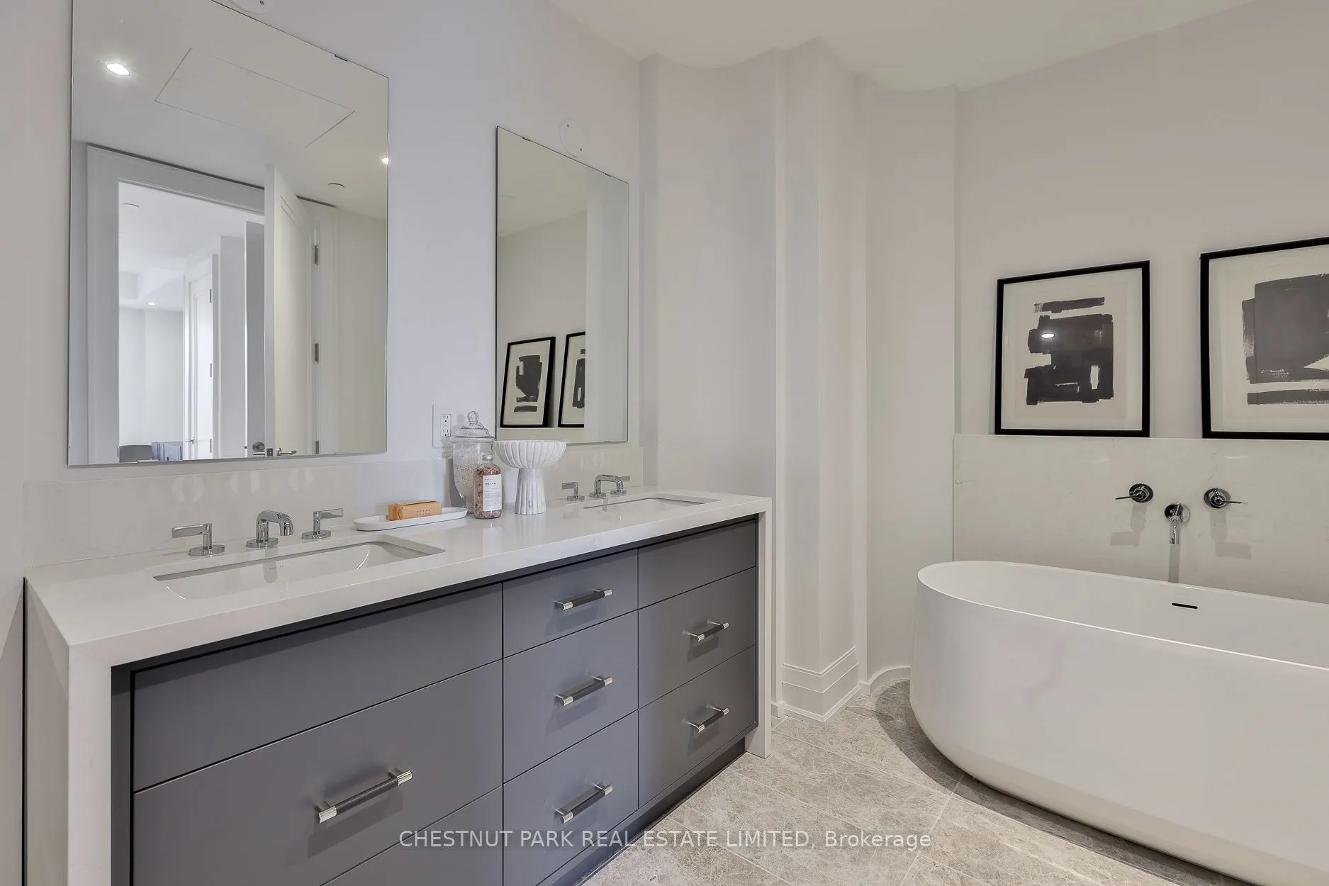 10 Prince Arthur Avenue #301