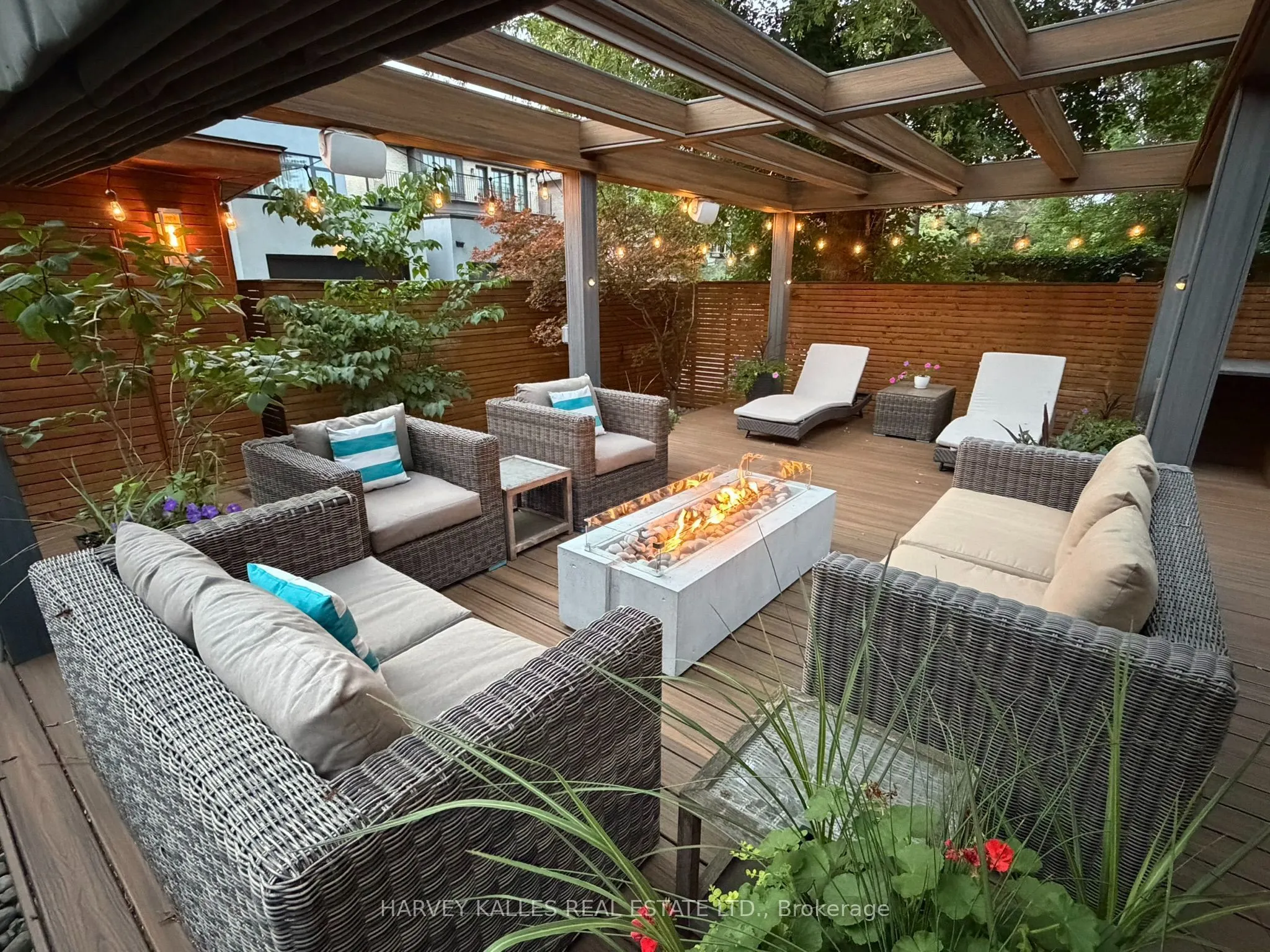 434 Bedford Park Avenue