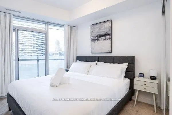 14 York Street #1101
