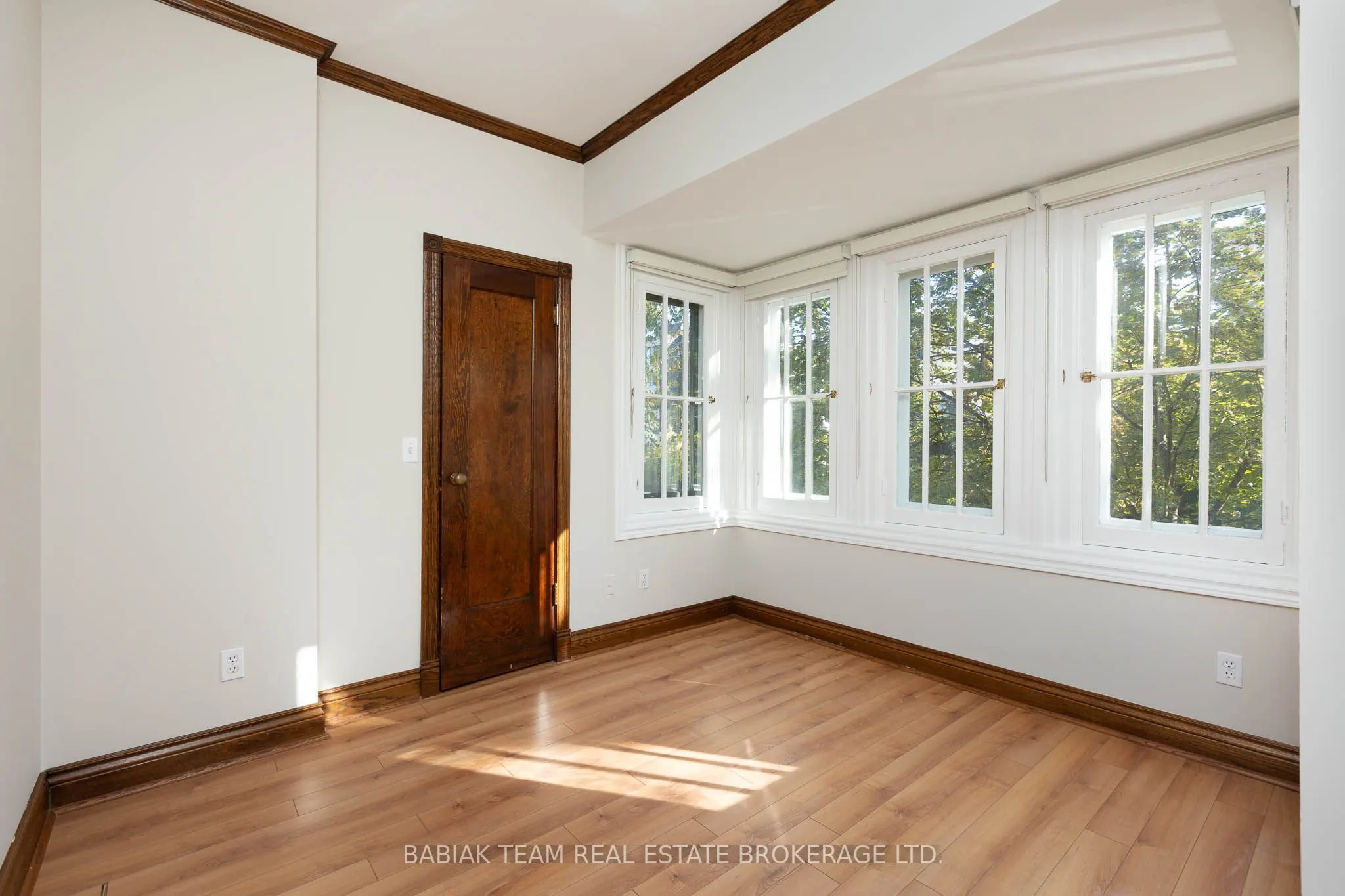 228 St. George Street #5