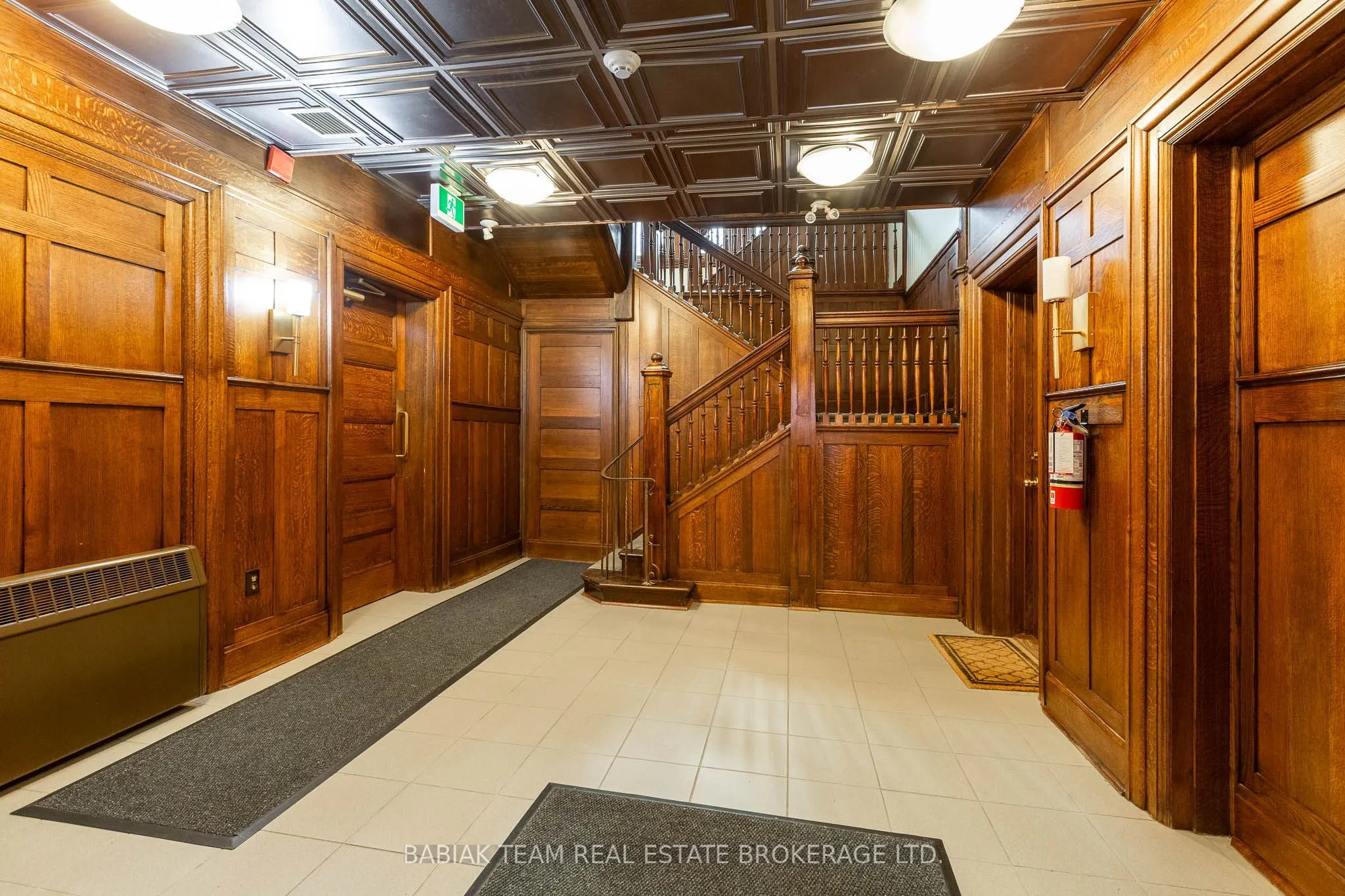 228 St. George Street #5