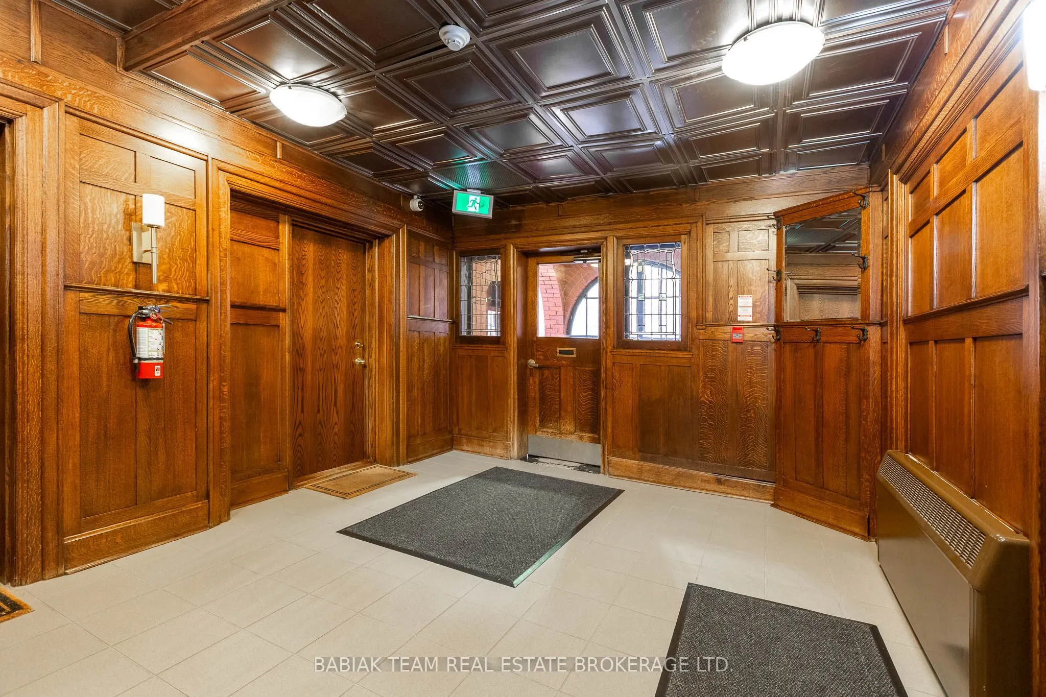 228 St. George Street #5